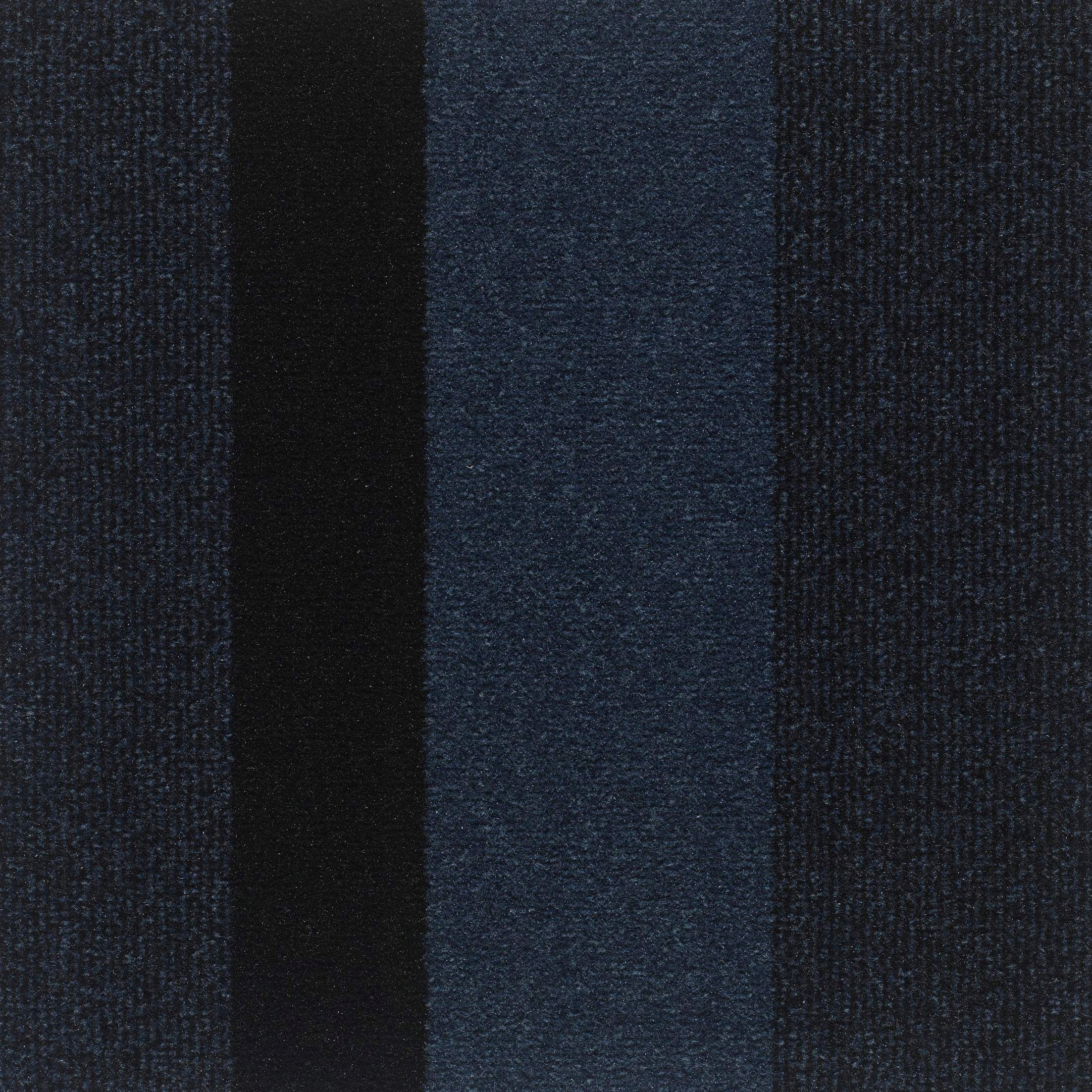 Kobercové dlaždice Burmatex Armour – 50 cm x 50 cm – Cobalt Block 18709
