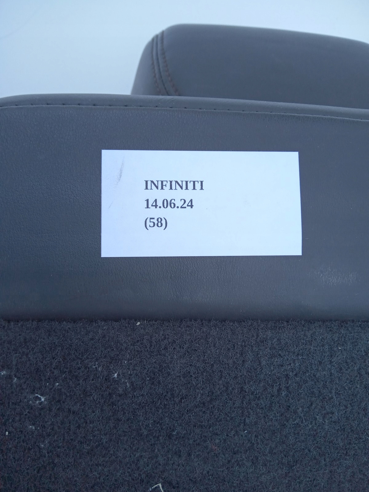 дивана левый INFINITI QX70 FX30d FX35 FX37 FX50
