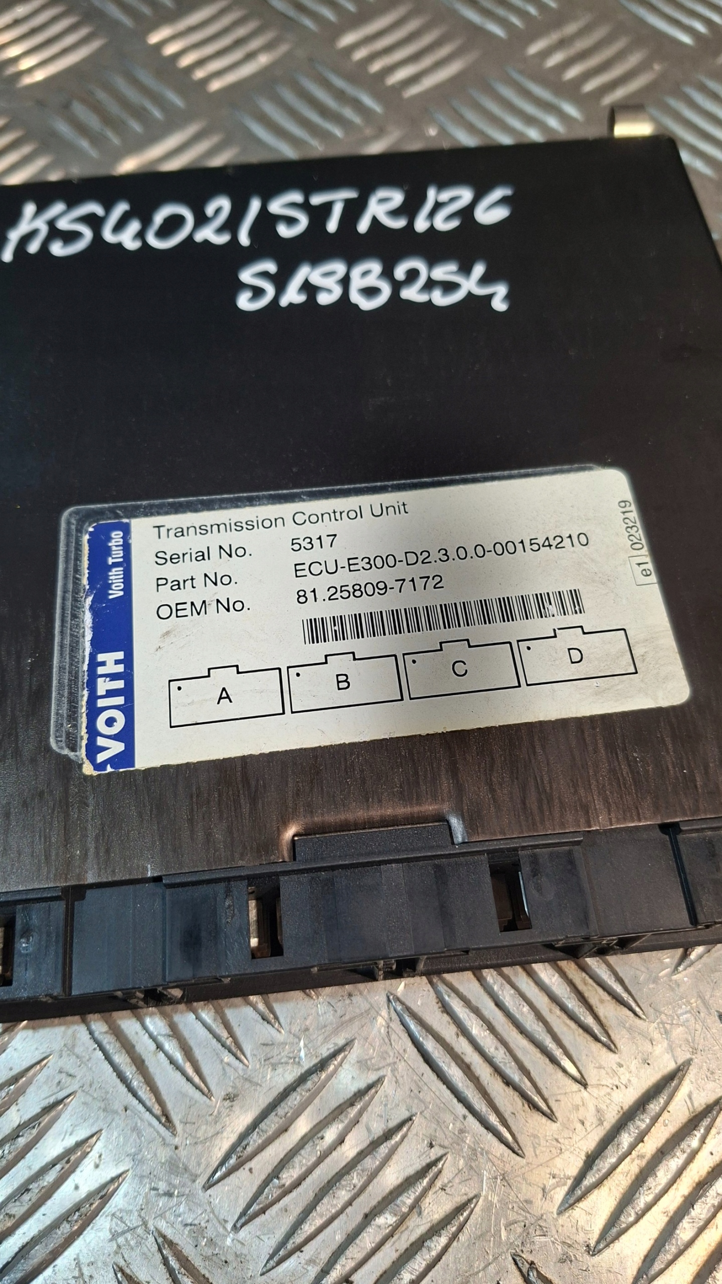 Bedienteil Getriebe getriebe VOITH ECU-E300-D2.3.0.0-00154210