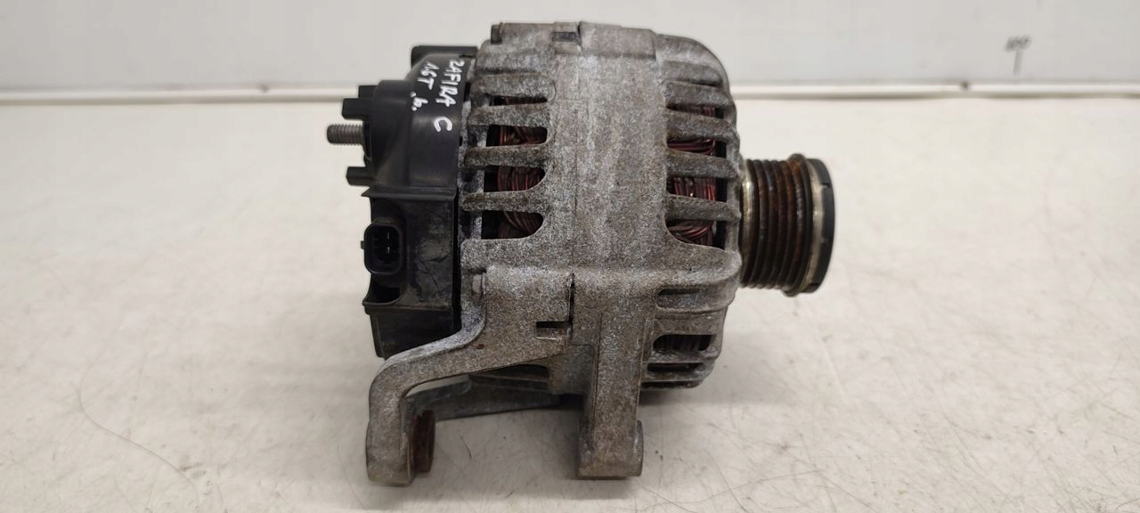 Alternator Opel Zafira C 1,6 TB