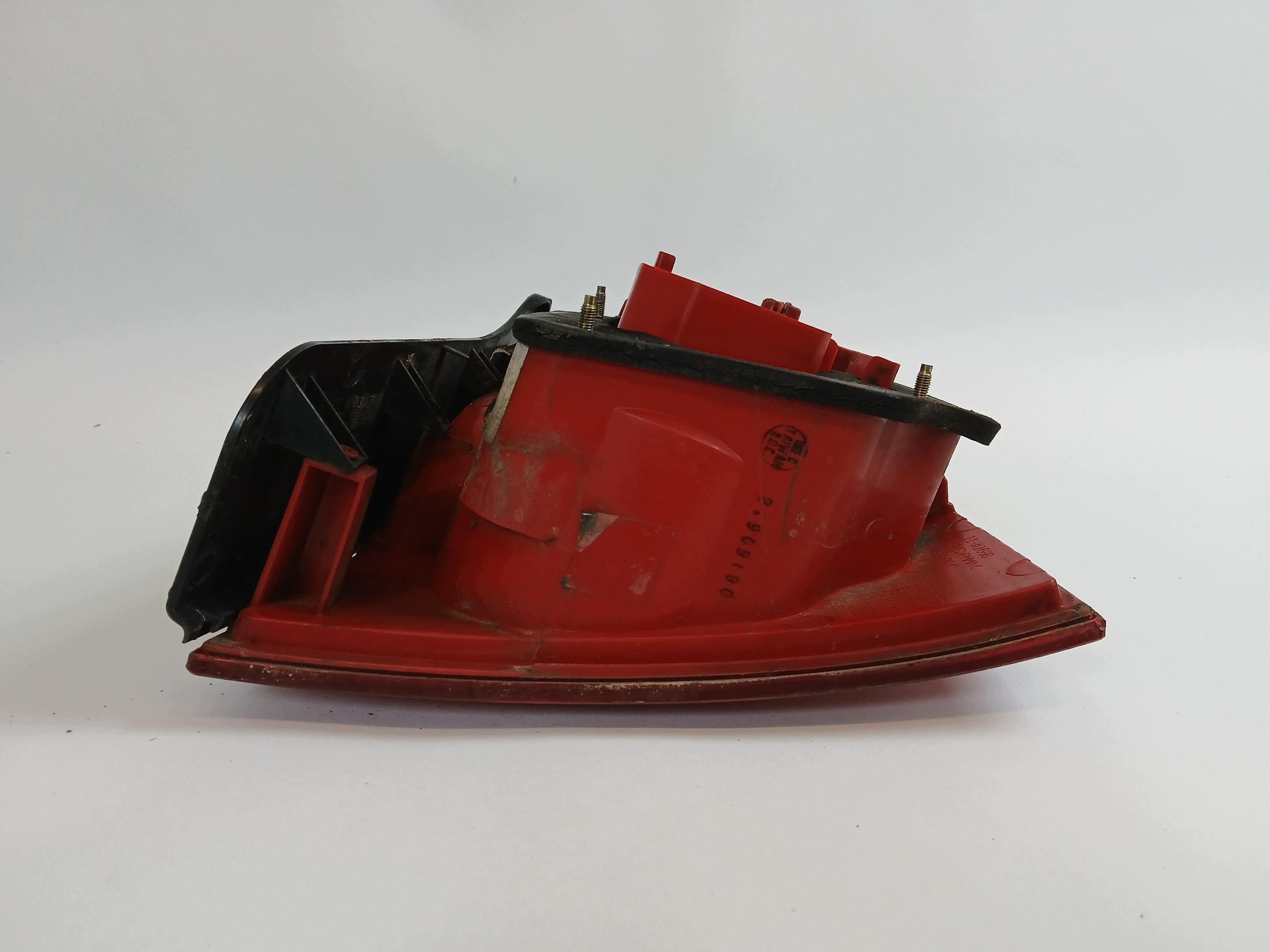 VW PASSAT B5 LIFT light left rear part sedan