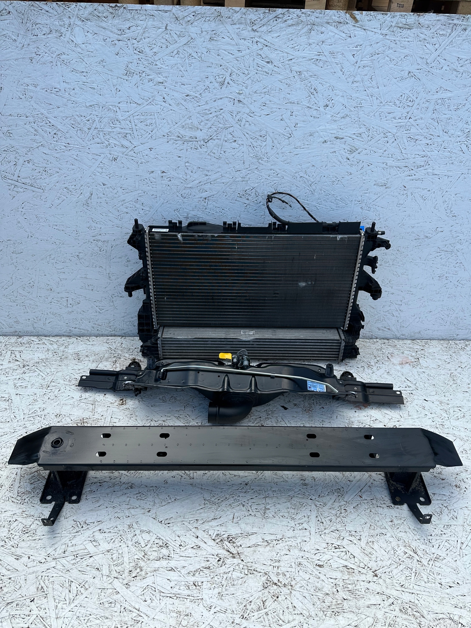 DUCATO BOXER III LIFT PAS PRZEDNI KOMPLETNY 2,3