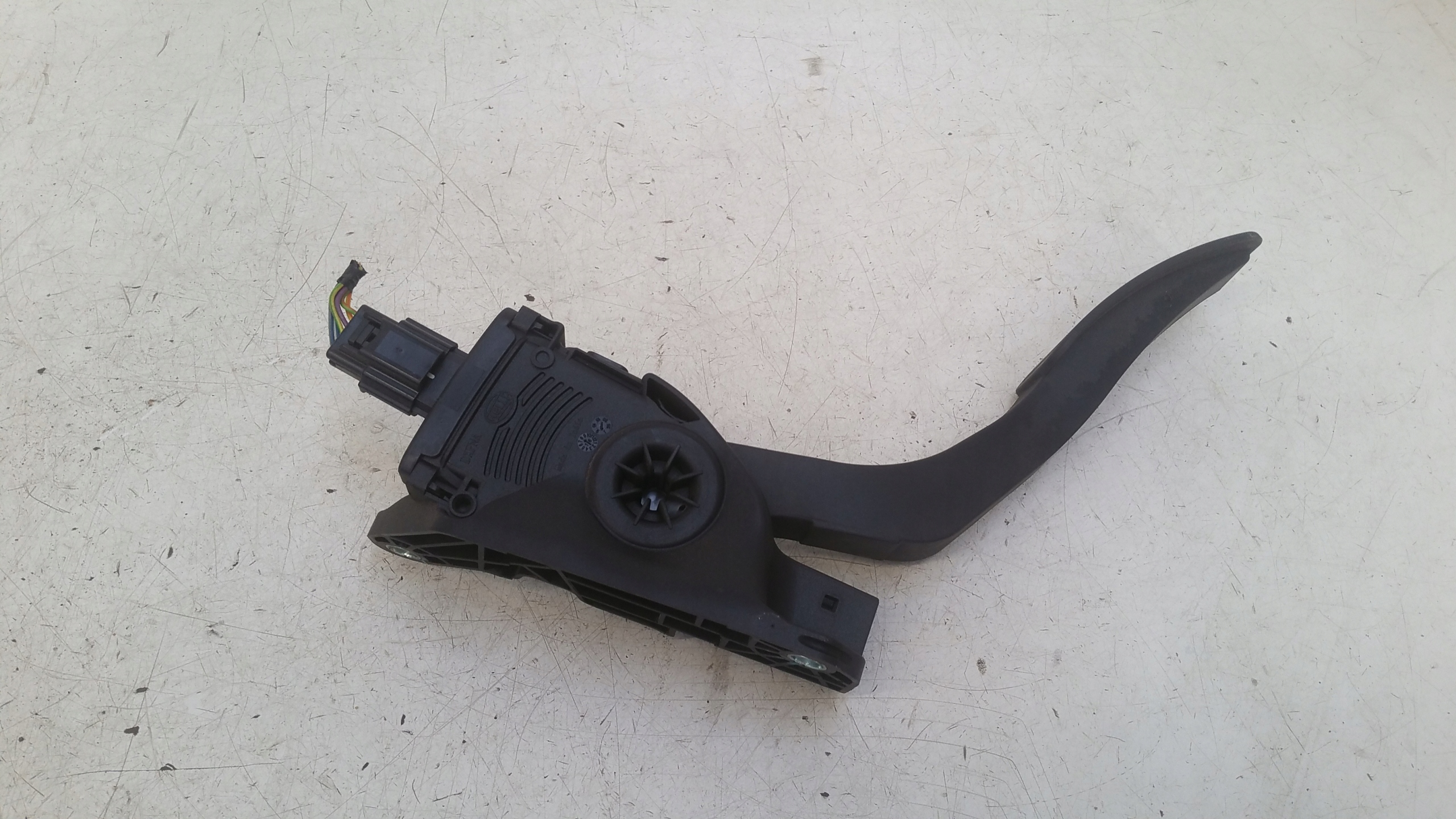 accelerator pedal E3B19F836A3A Ford KA+