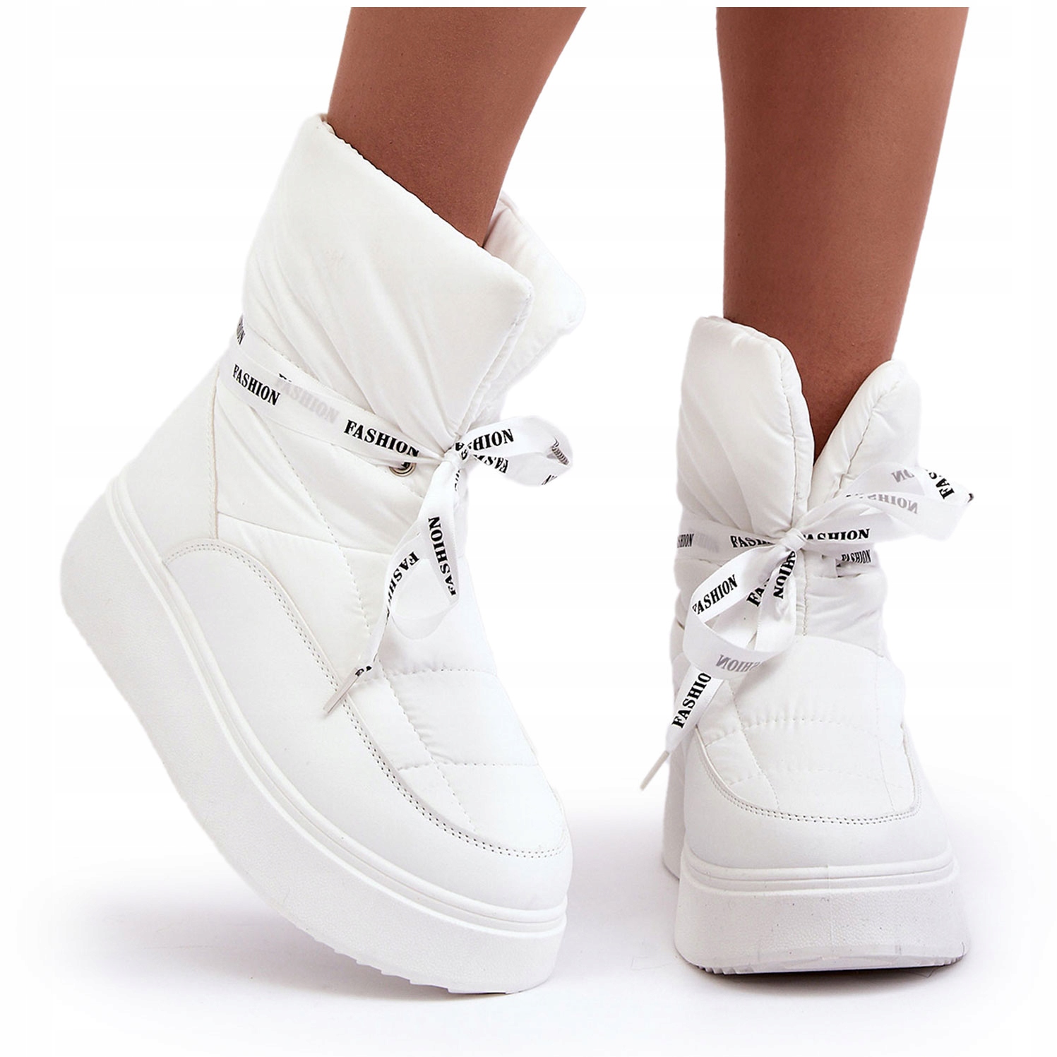 Dámské Sněhule S Ozdobnou Vazbou Bílá 39