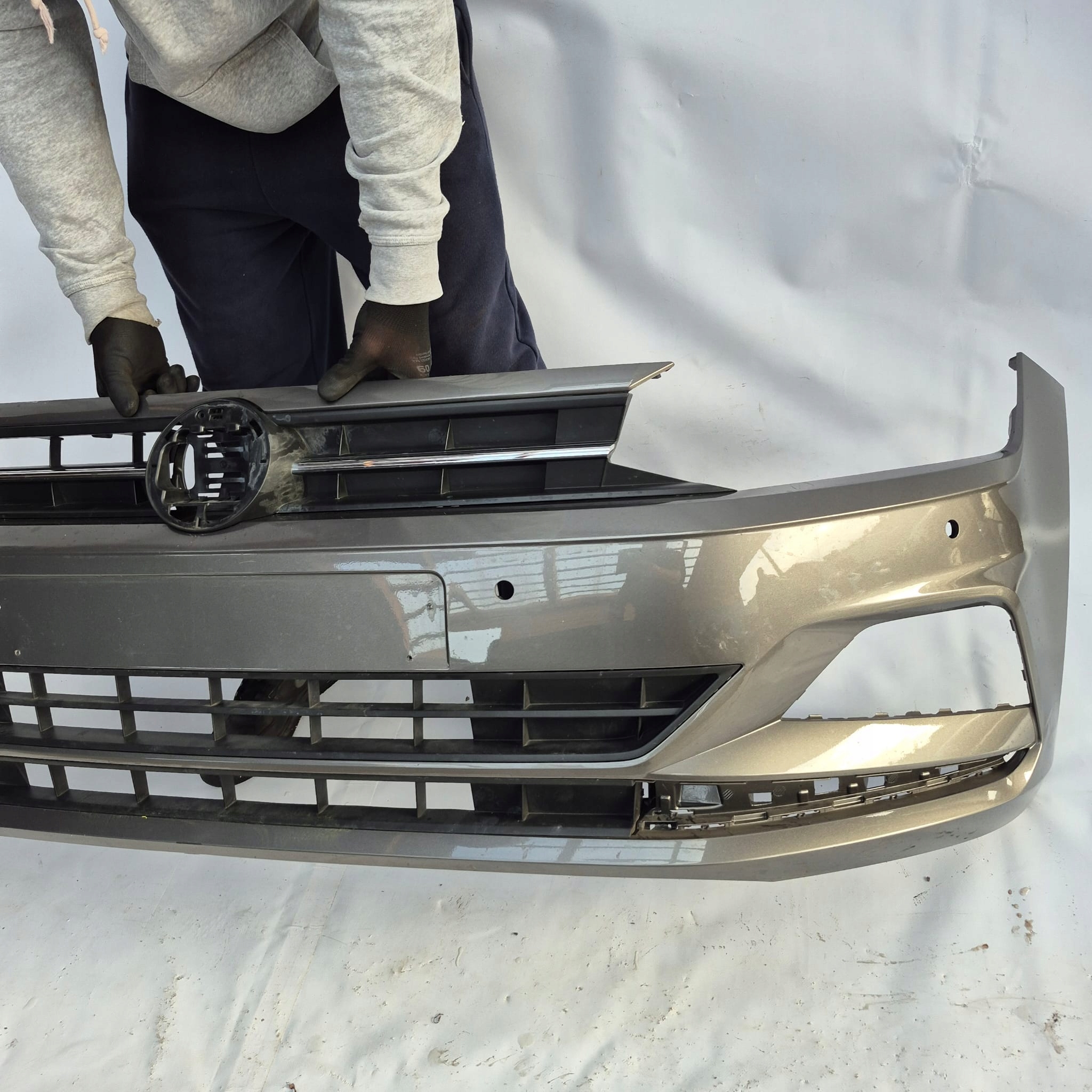 VW POLO VI 6 2G 17-21 bumper front front PDC