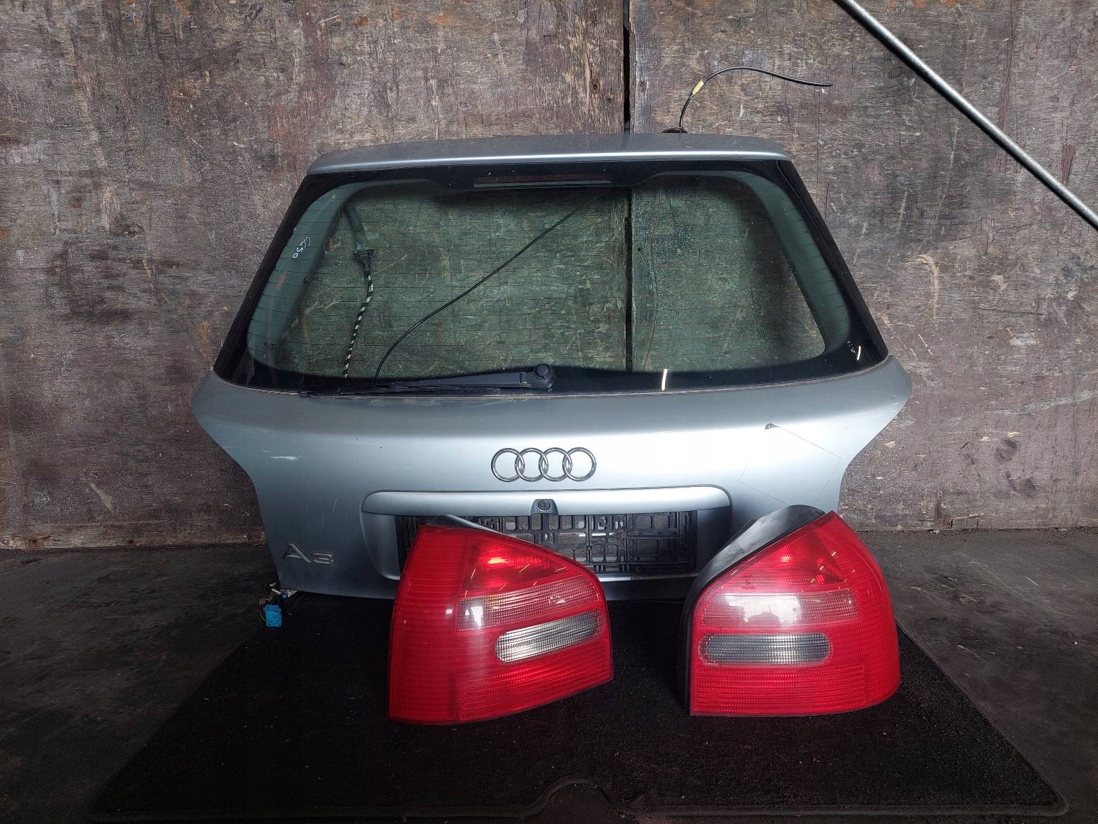 trunk door boot + lights AUDI A3 8L LY7M
