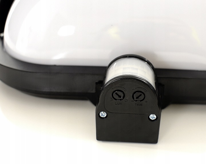 ZEWNĘTRZNA LAMPA+ŻARÓWKA LED E27 CZUJKA RUCHU Szerokość produktu 27 cm