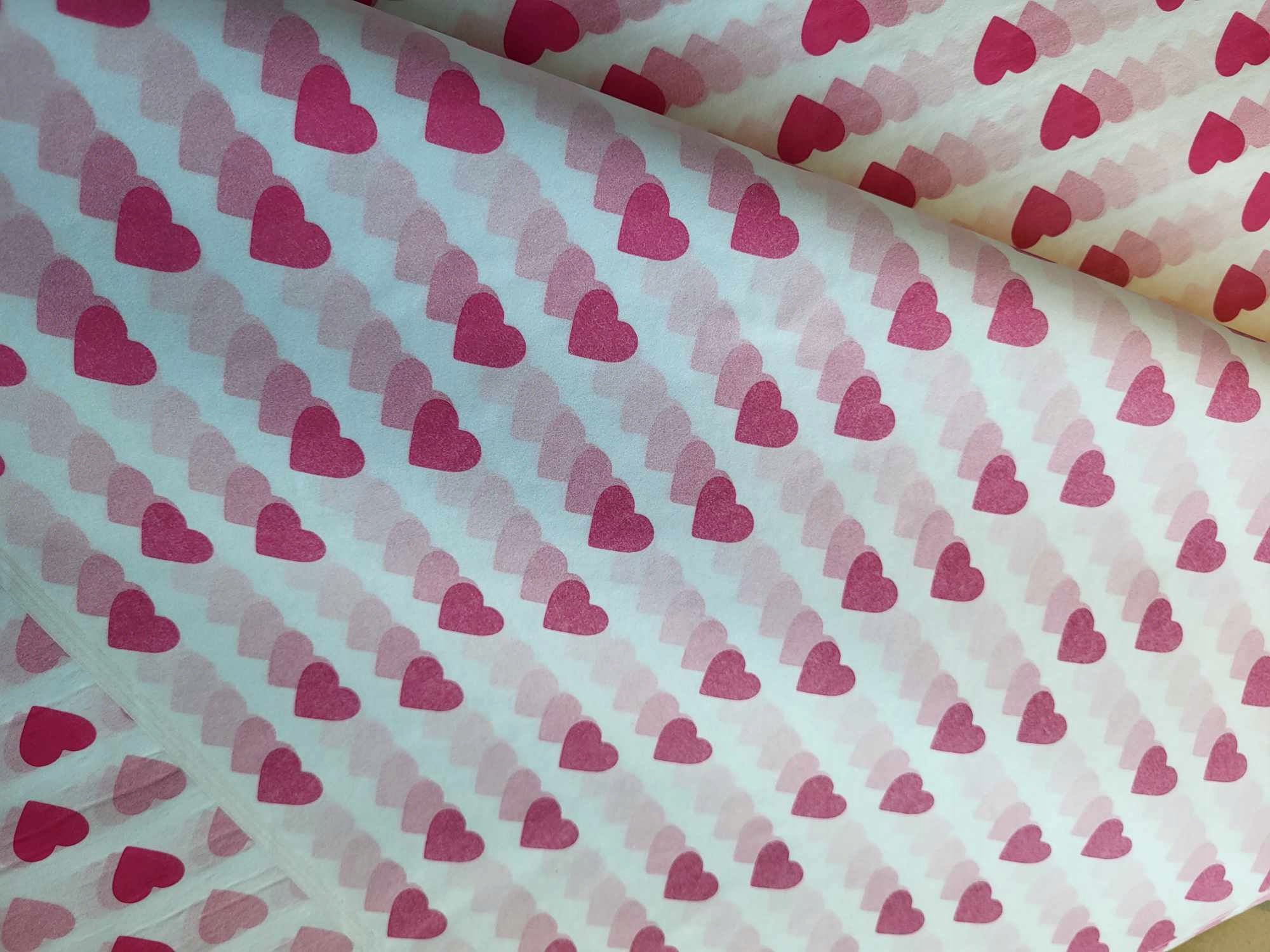 růžová srdíčka polopergamen 240 listů 18g
