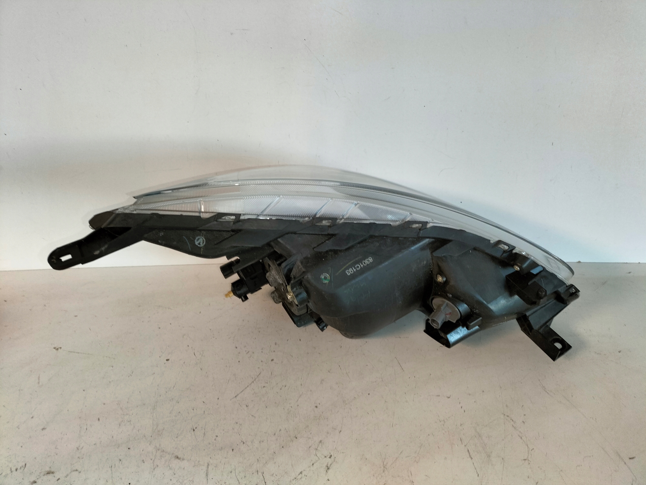 světlo přední reflektor levá MITSUBISHI SPACE STAR II 13
