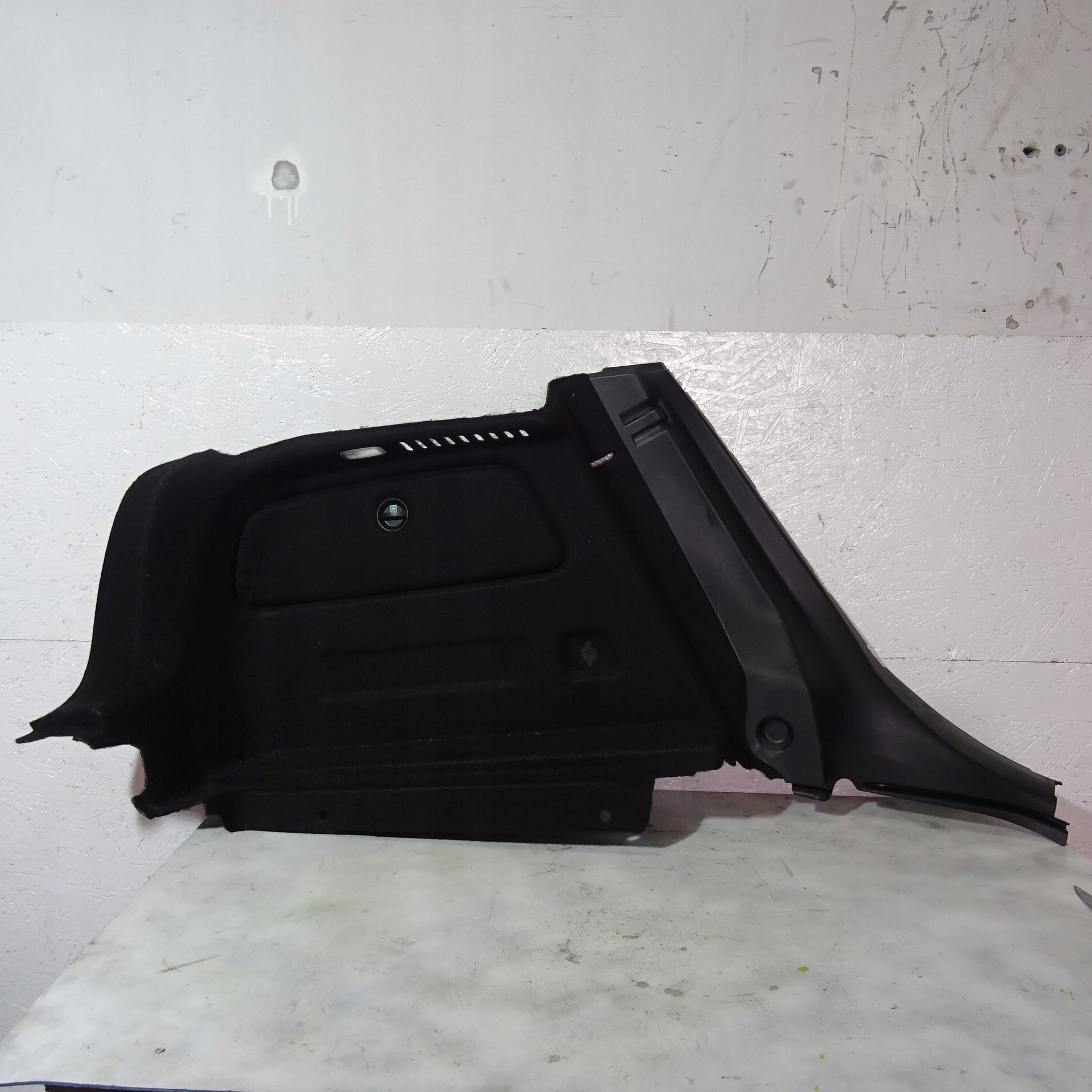 MERCEDES A W174 OBICIE boot left A1766900041