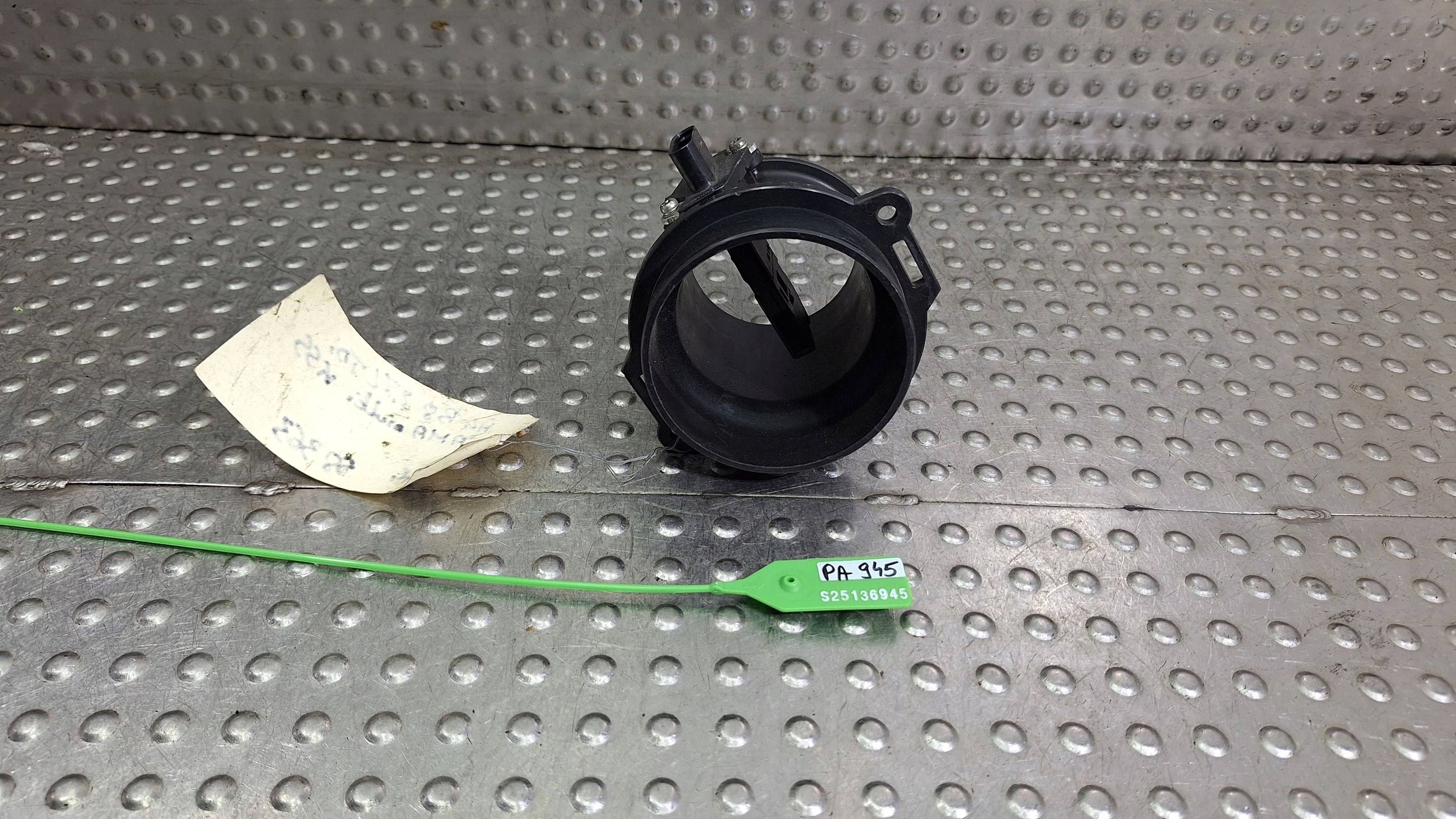 flow meter air 059906461N AUDI A4 B8 2.7 TDI