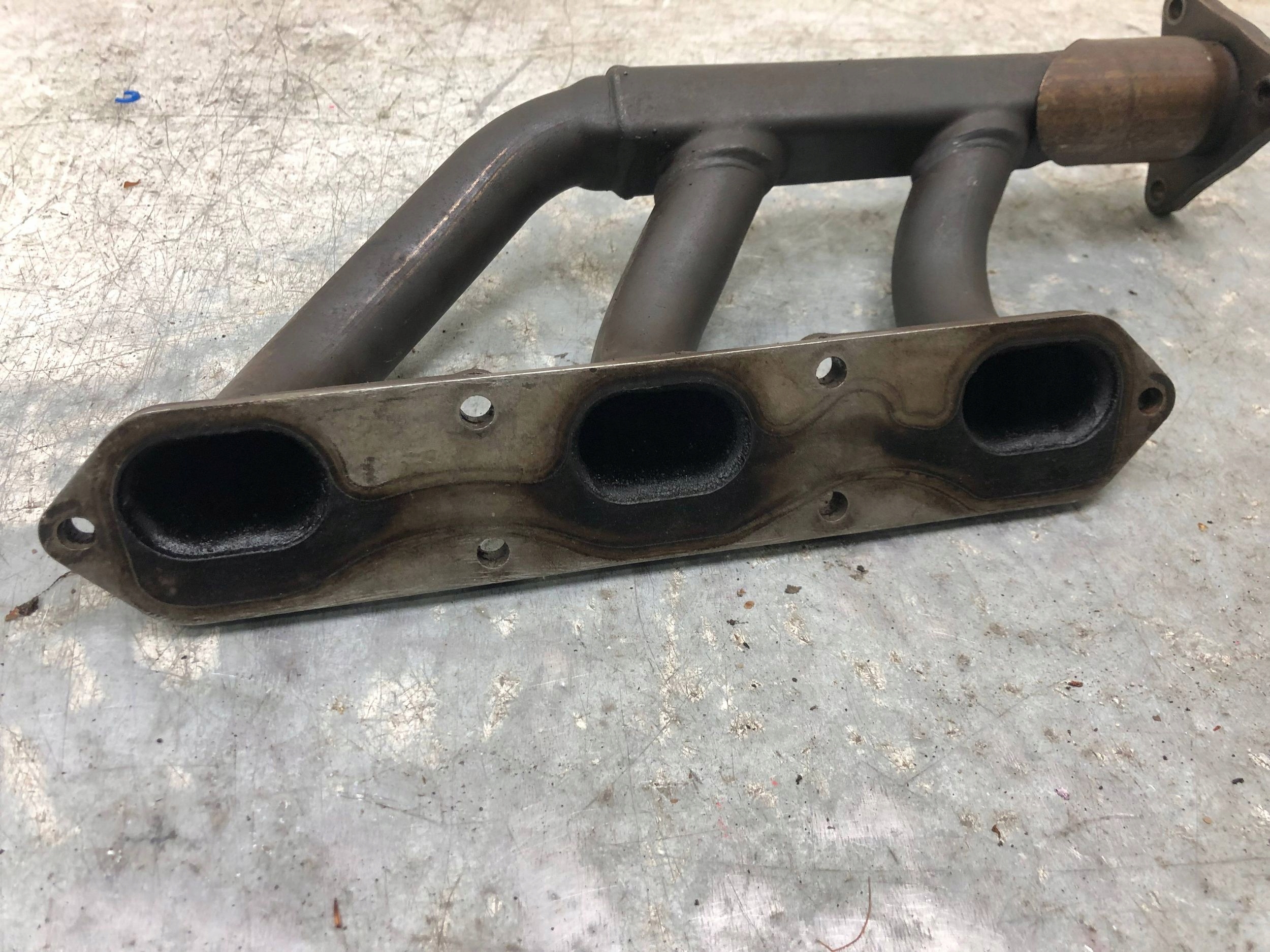 exhaust manifold left PORSCHE 986 2.7 99611110300