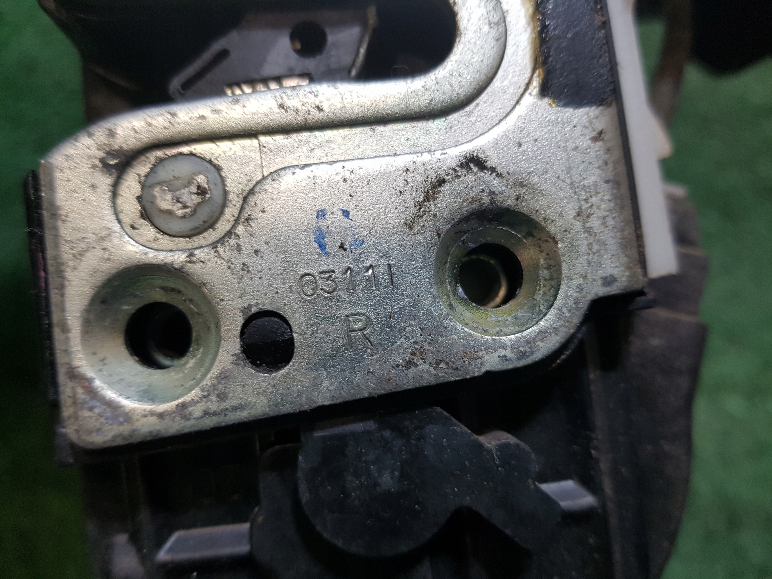 lock door right front KIA CEED