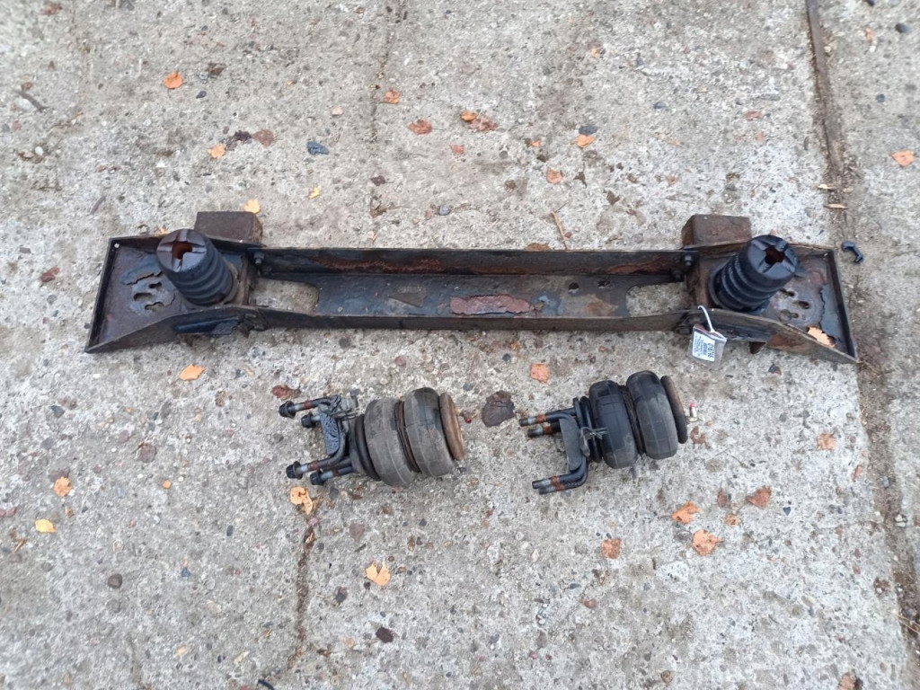 RENAULT MASTER III BELKA ZAWIESZENIA PODUSZKI PNEUMATYCZNE