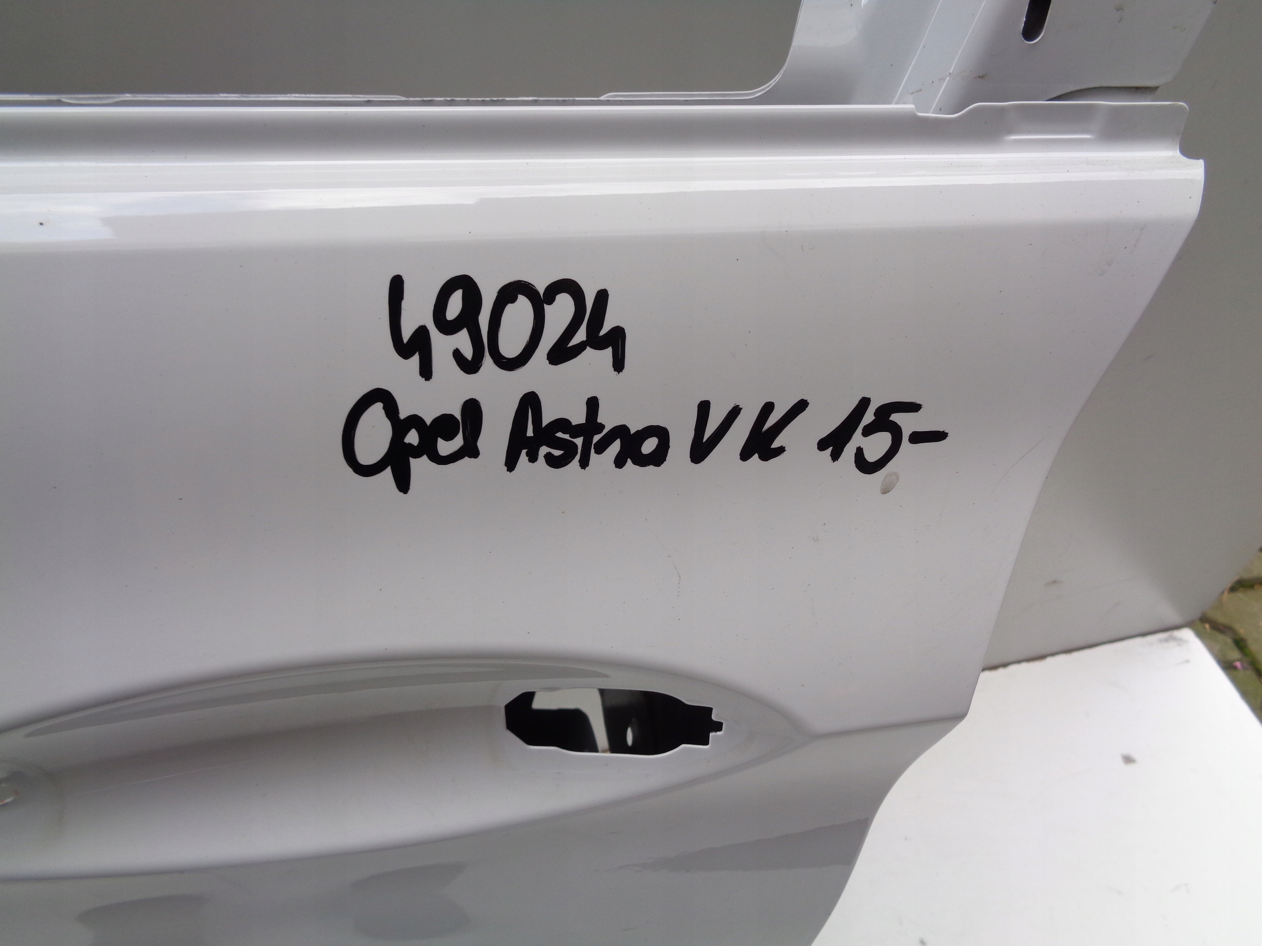 door left front OPEL ASTRA V K 15- NR 49024