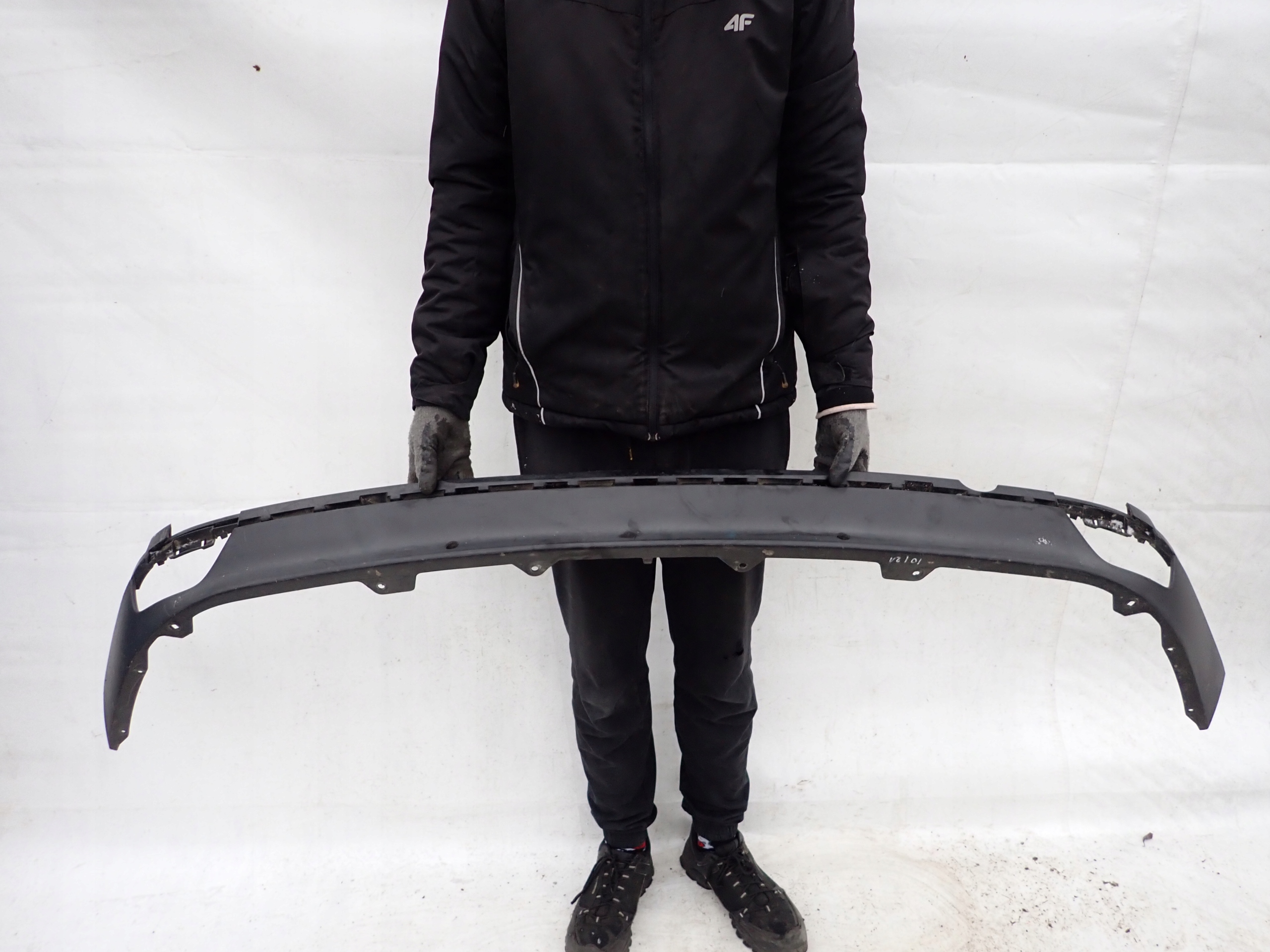 RENAULT LAGUNA III HB spoiler der Stoßstange heck PDC