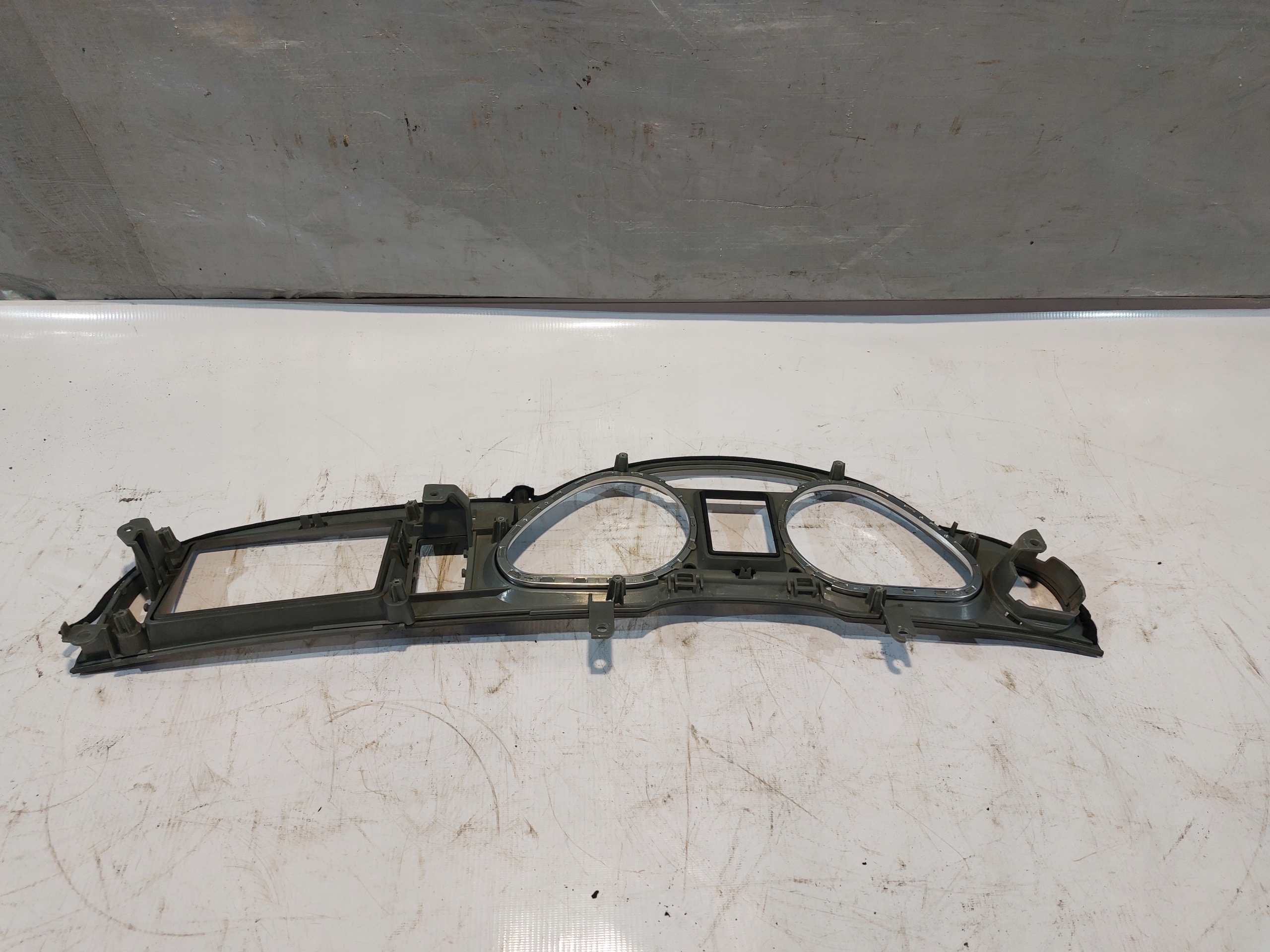 rahmen blende abdeckung des kombiinstruments AUDI A6 C6