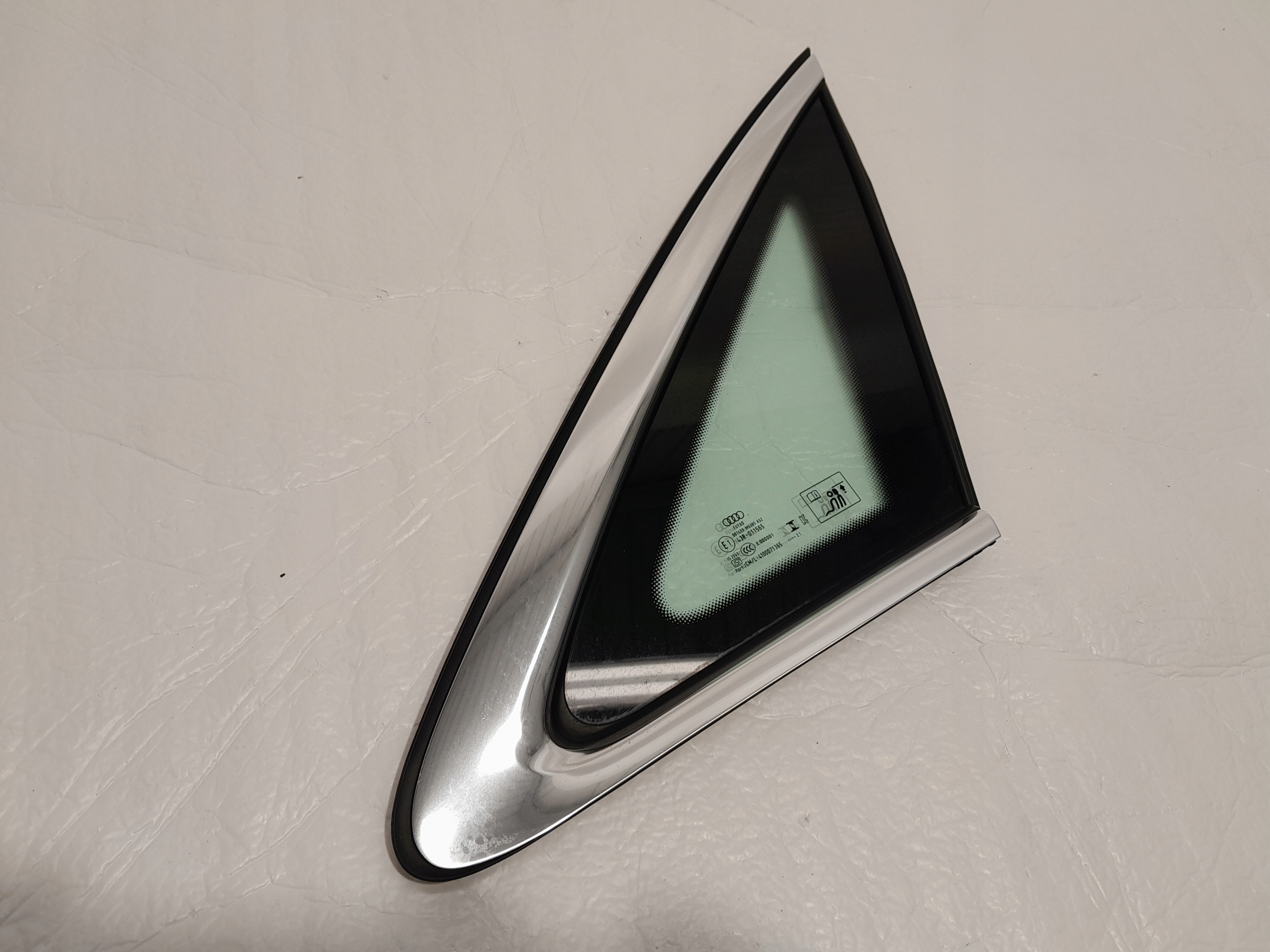 AUDI A4 B9 LIFT window side bodywork right rear part 21R 8W5845298