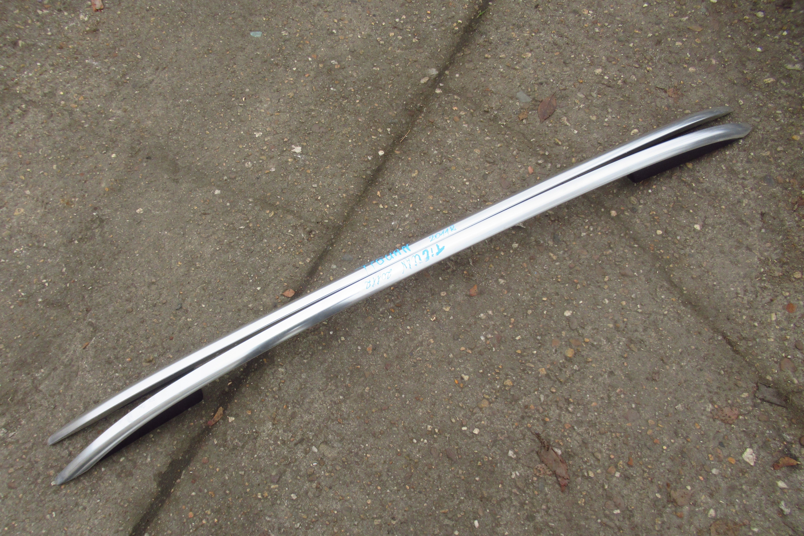 VW TIGUAN 11R Dachreling dach KOMPLET