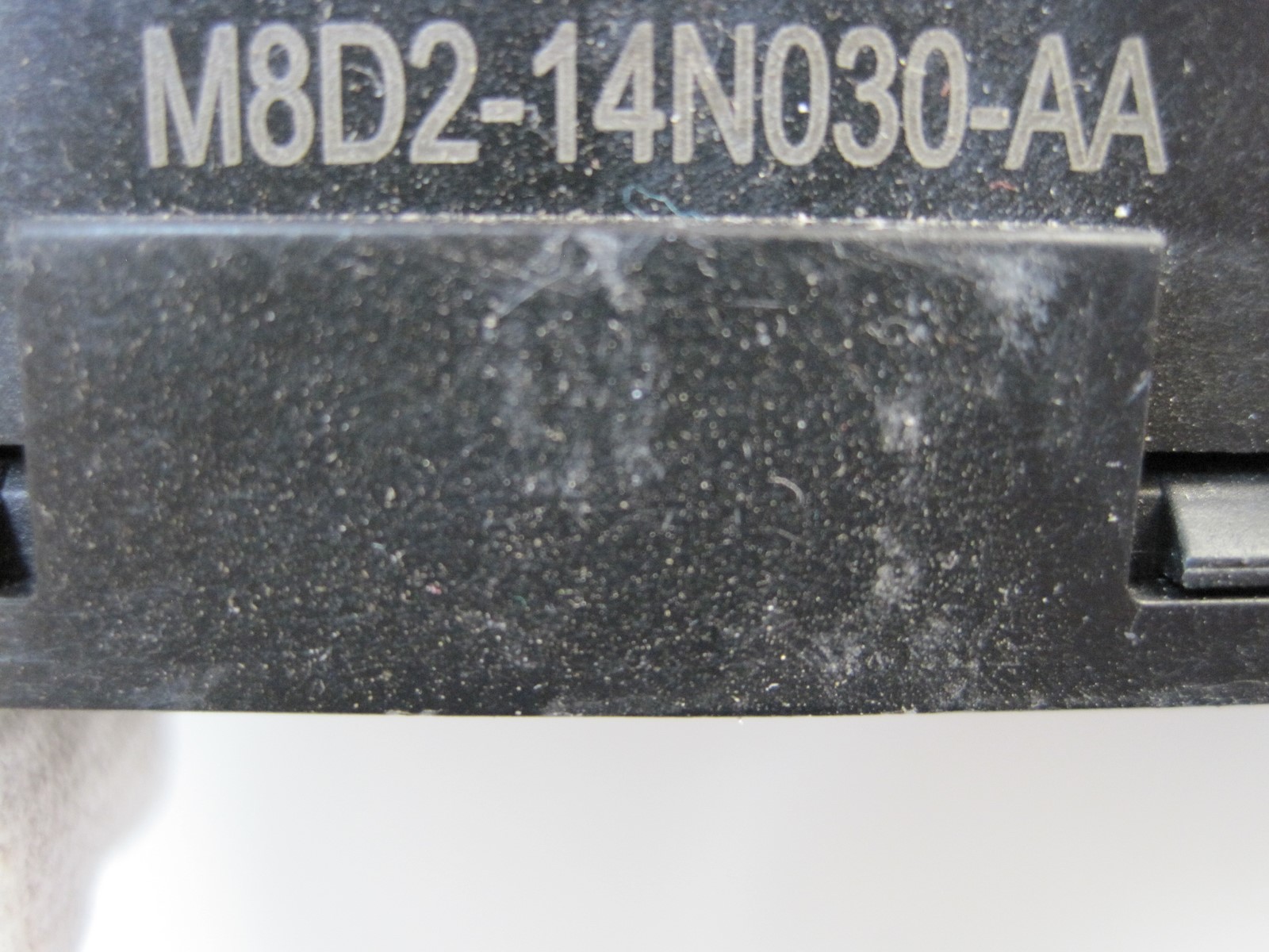 Moduł skrzynka bezpieczników BSI Range Rover Evoque II M8D2-14N030-AA Kod producenta M8D2-14N030-AA