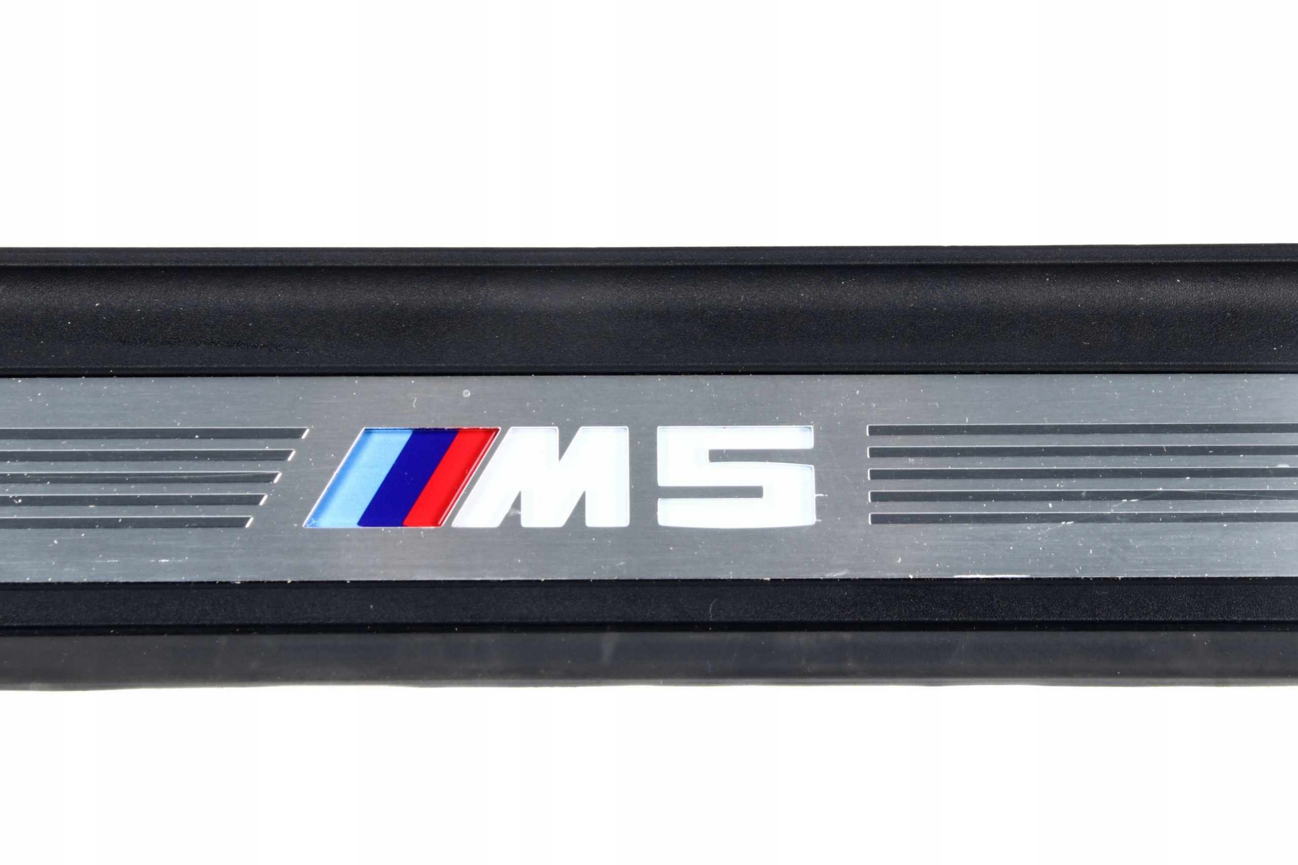 BMW M5 F90 G30 moulding threshold front 8061069