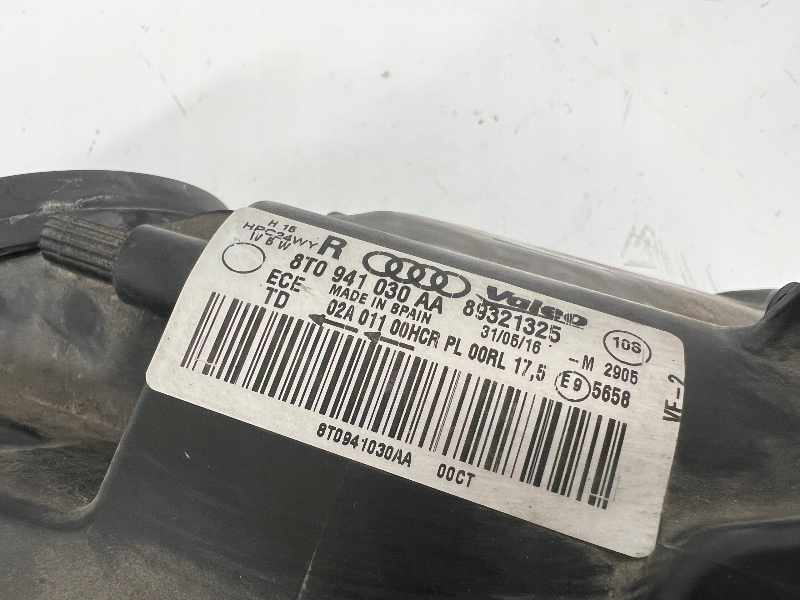 Audi A5 8T SPORTBACK 07-11 light right front right front 8T0941030AA