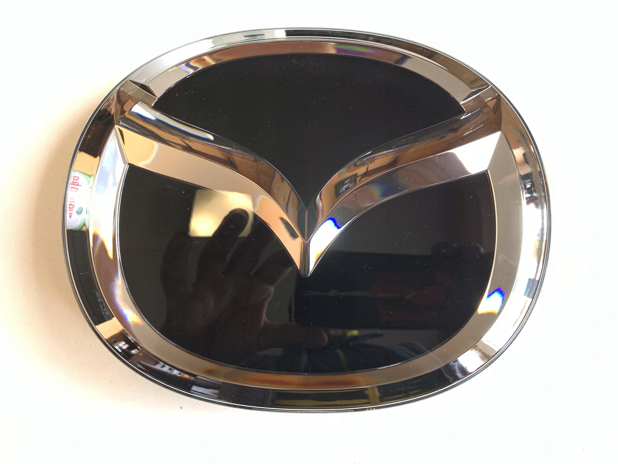 EMBLEMAT ZNACZEK LOGO POD RADAR MAZDA CX60