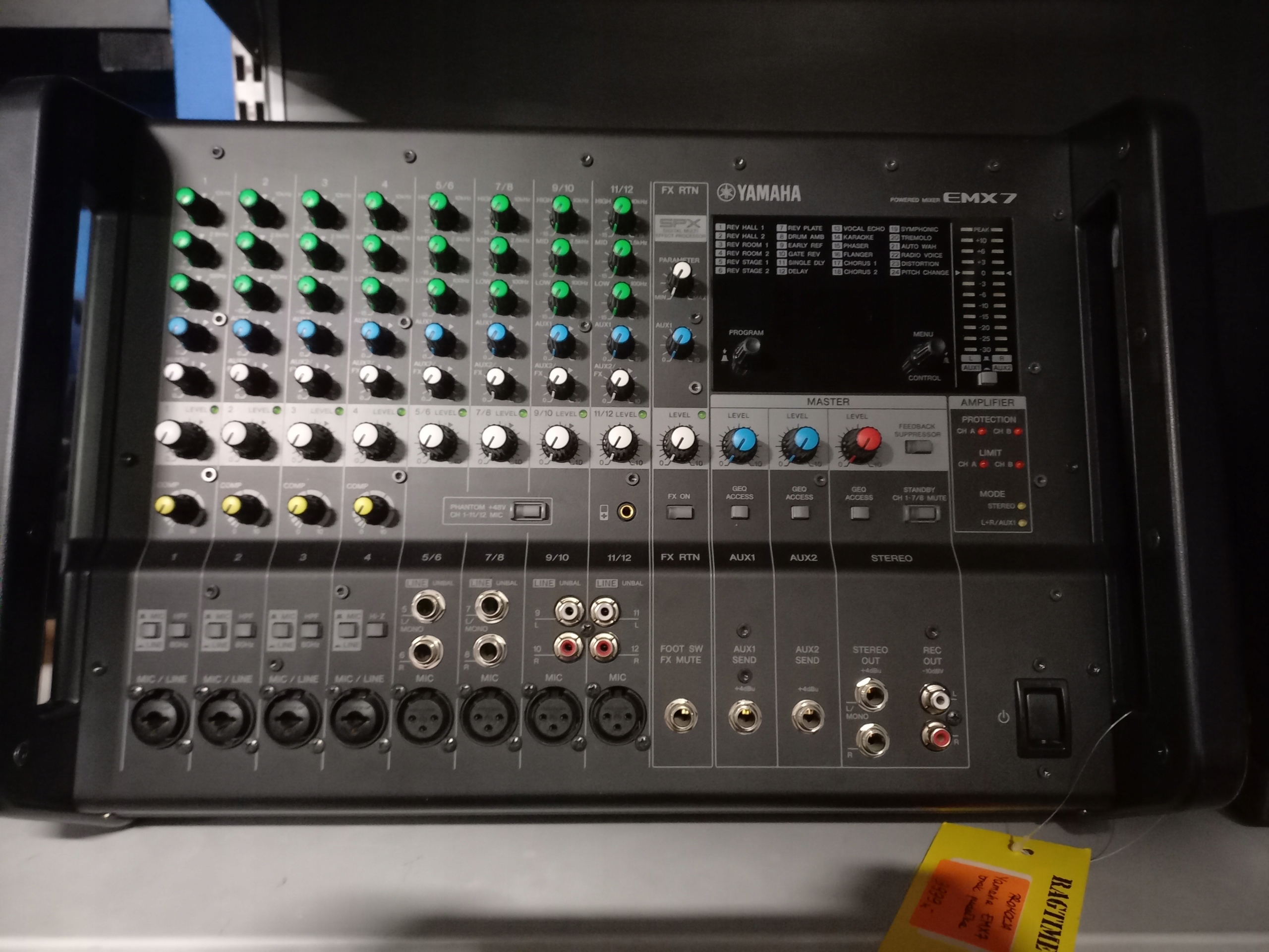 Power mikser Yamaha EMX7