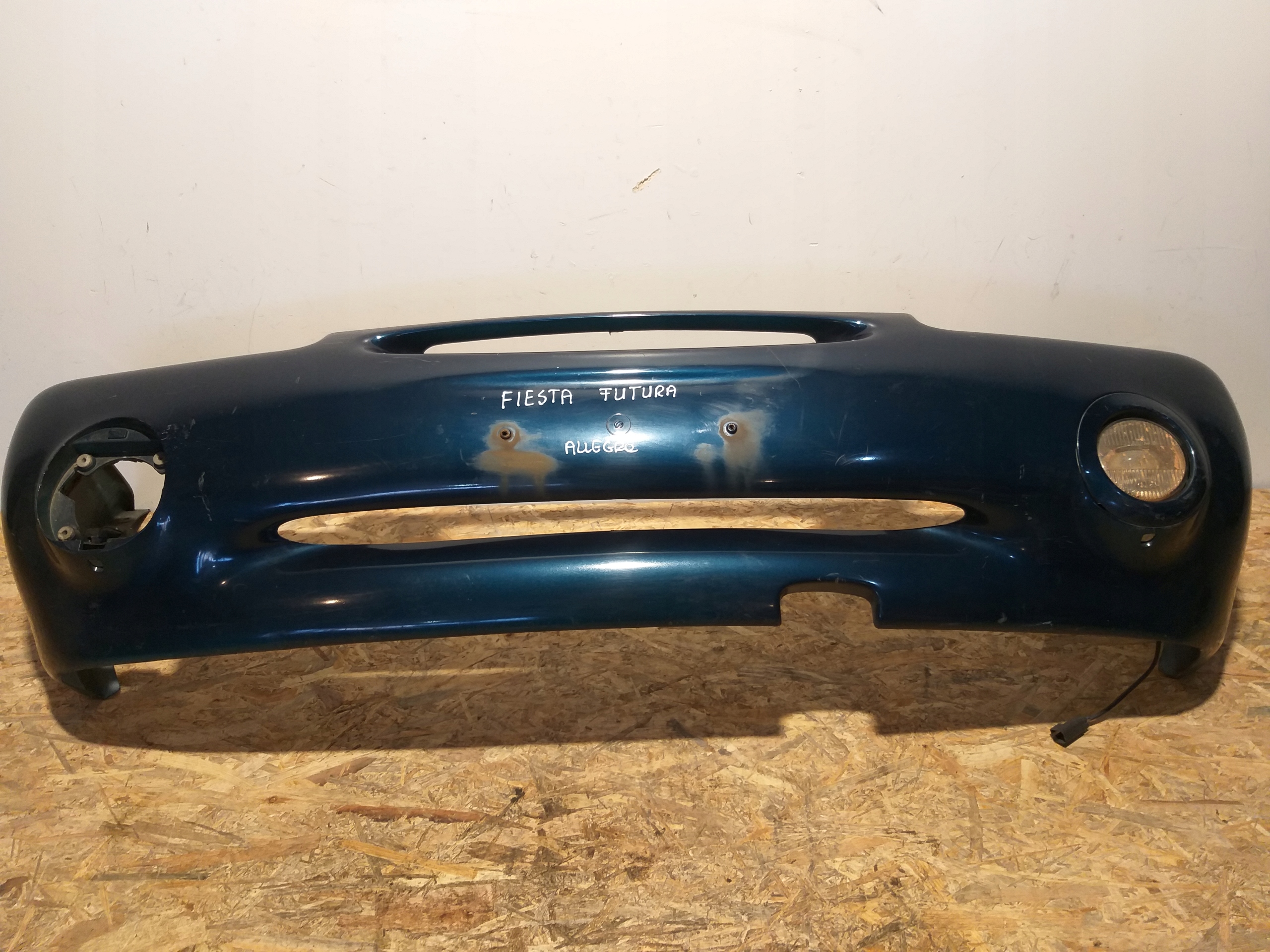 bumper front Ford Fiesta Futura