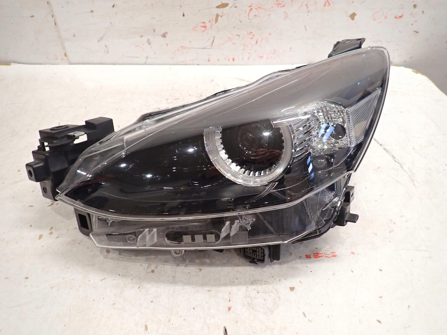 light front front left MAZDA 2 LIFT 2019- FULL LED