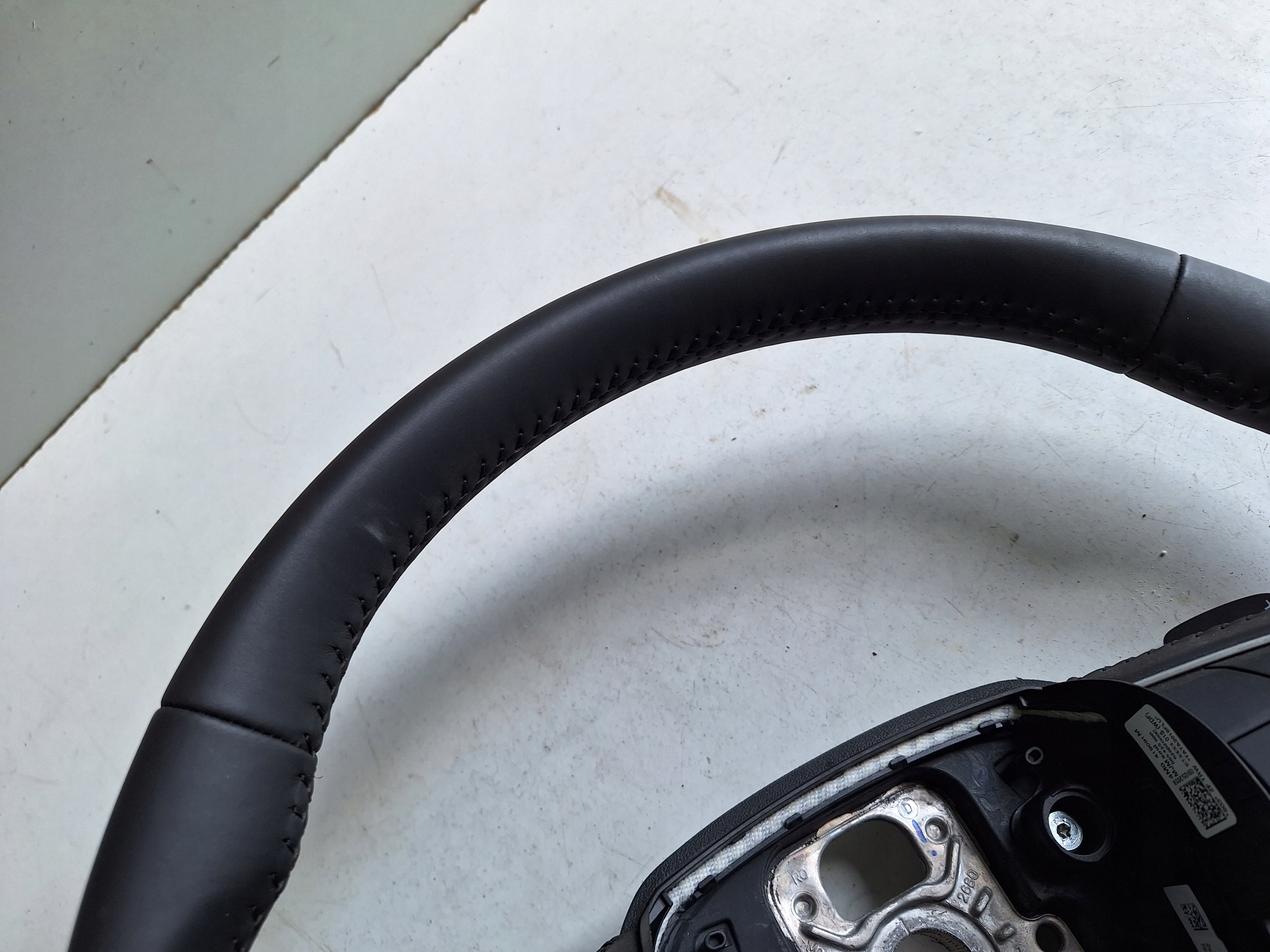 AUDI A4 B9 8W 16-20 steering wheel, + with shifting