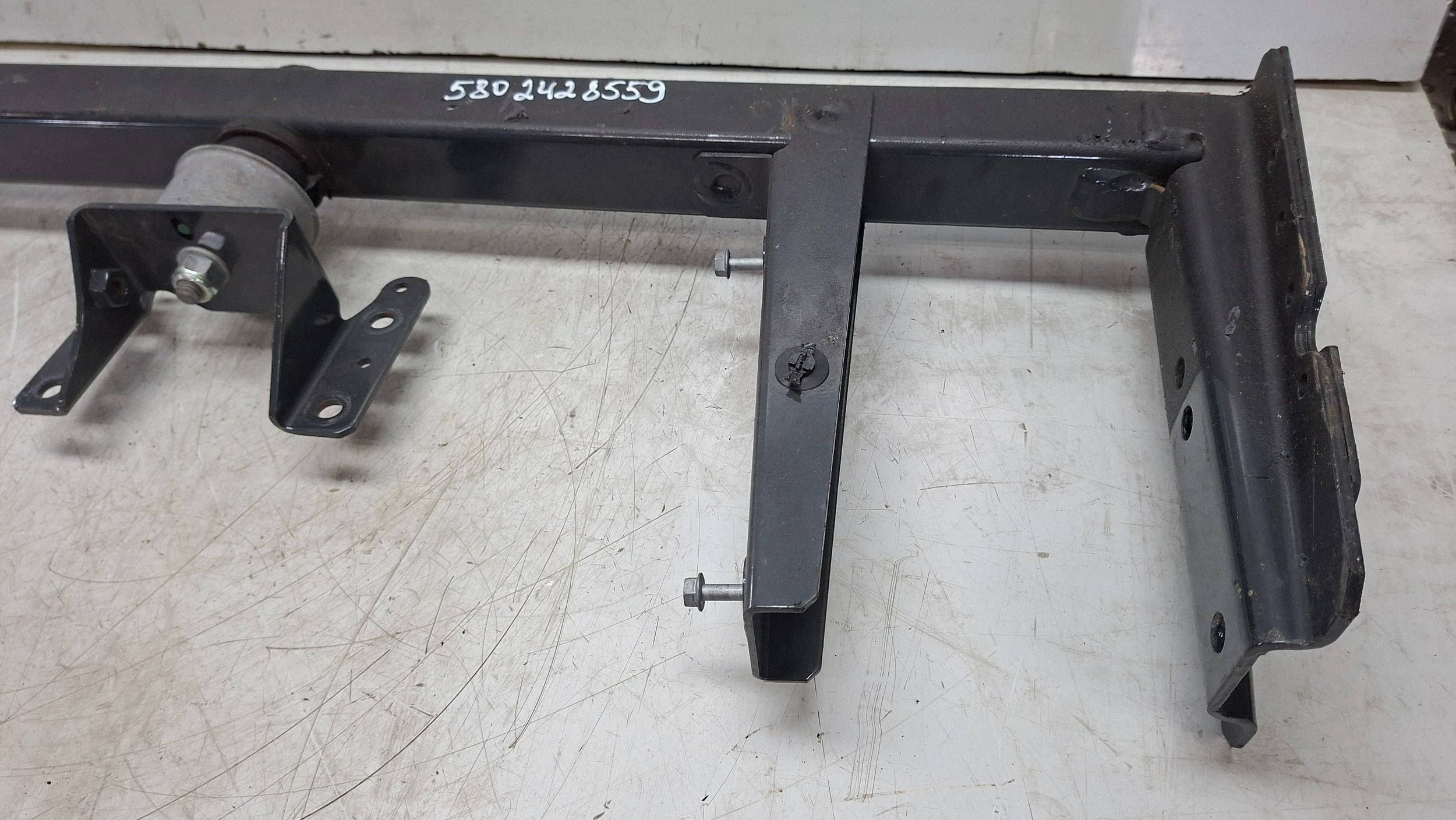 Supporto cambio ingranaggi 5802428559 IVECO DAILY IV 2014