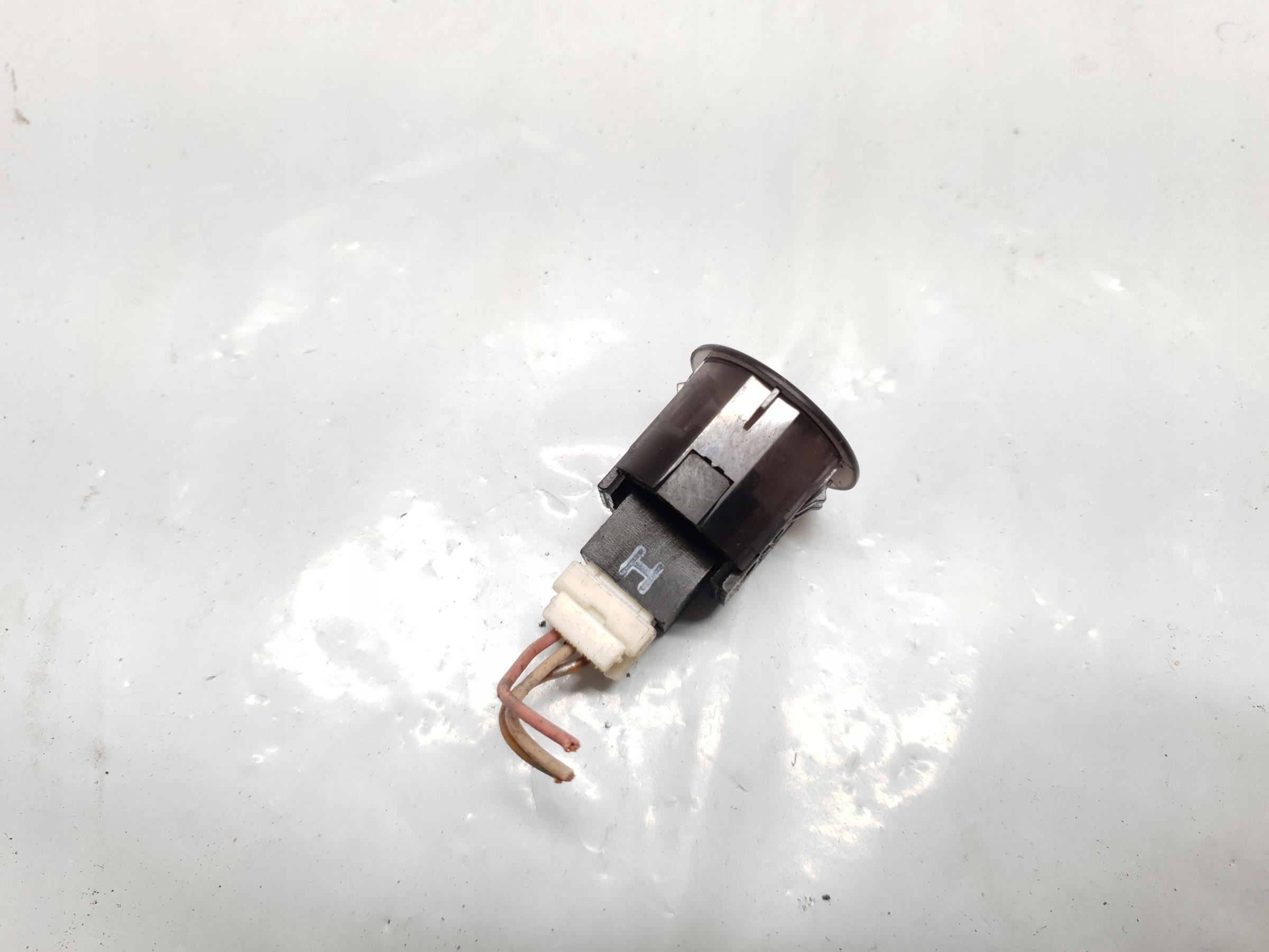 CZUJNIK ŚWIATŁA NASŁONECZNIENIA NISSAN MURANO Z50 Producent części Nissan OE