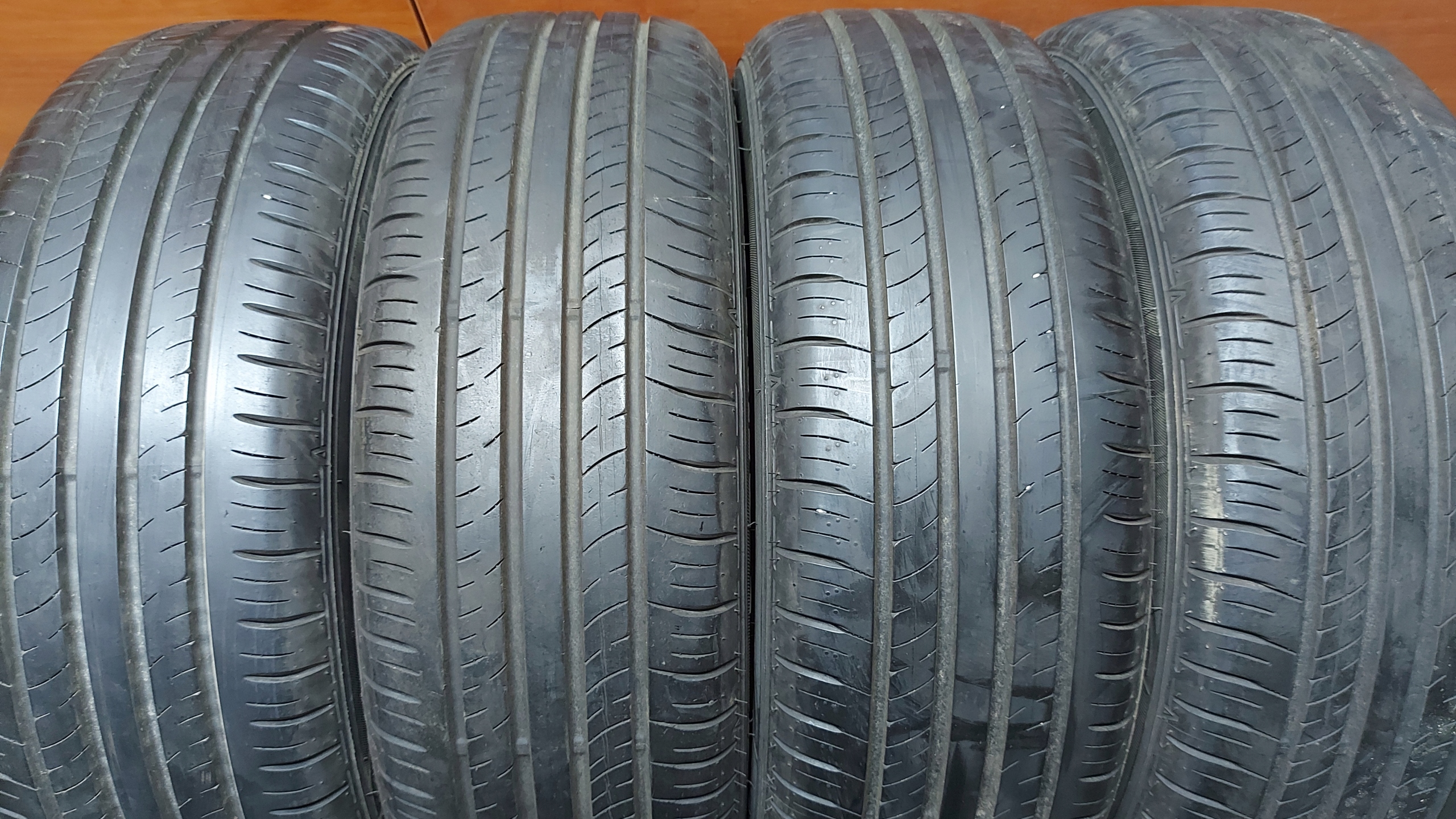 DUNLOP ENASAVE EC300+ 215/60R17 tyres summer 7mm