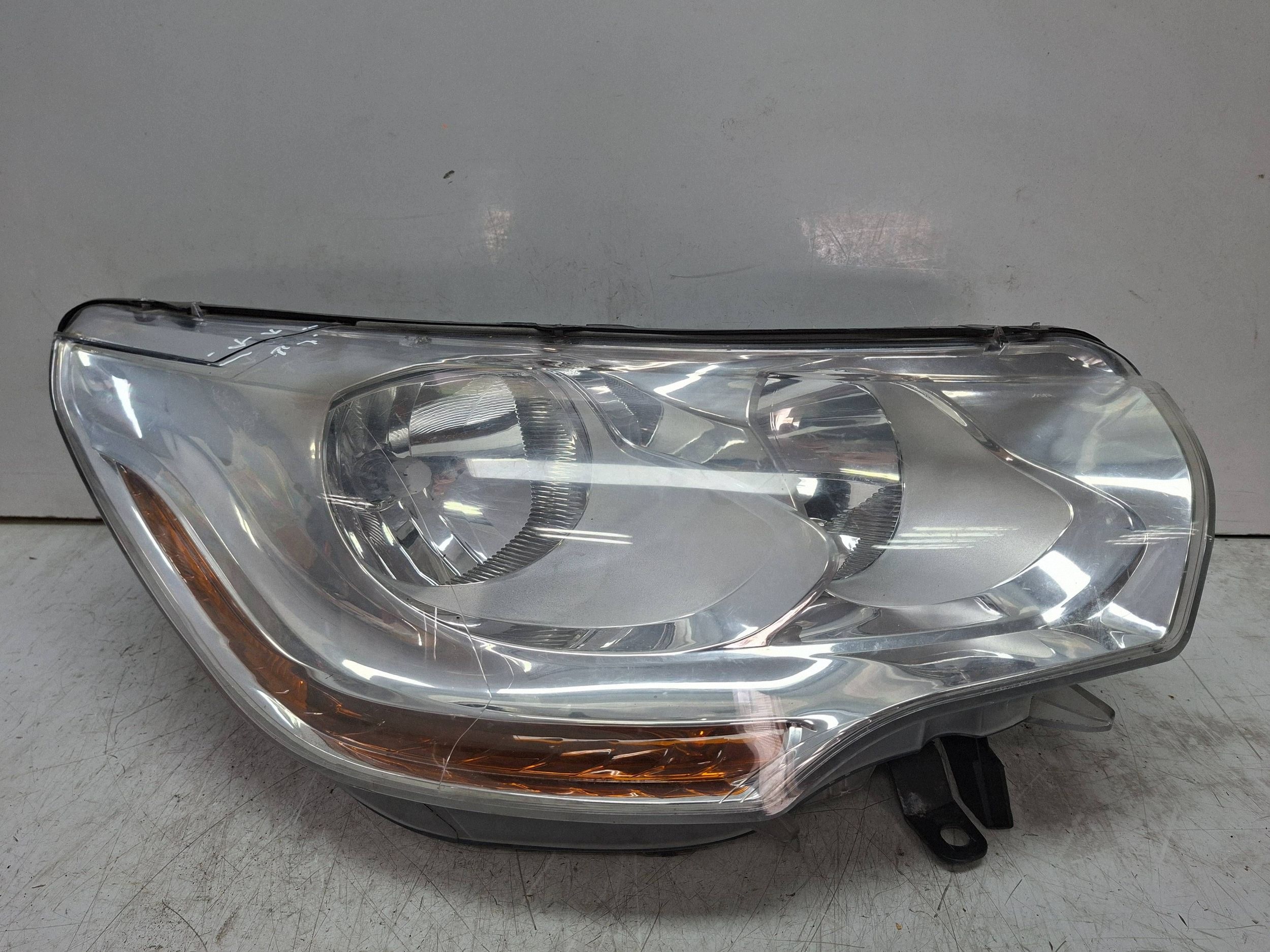 light front right CITROEN C4 II 2010