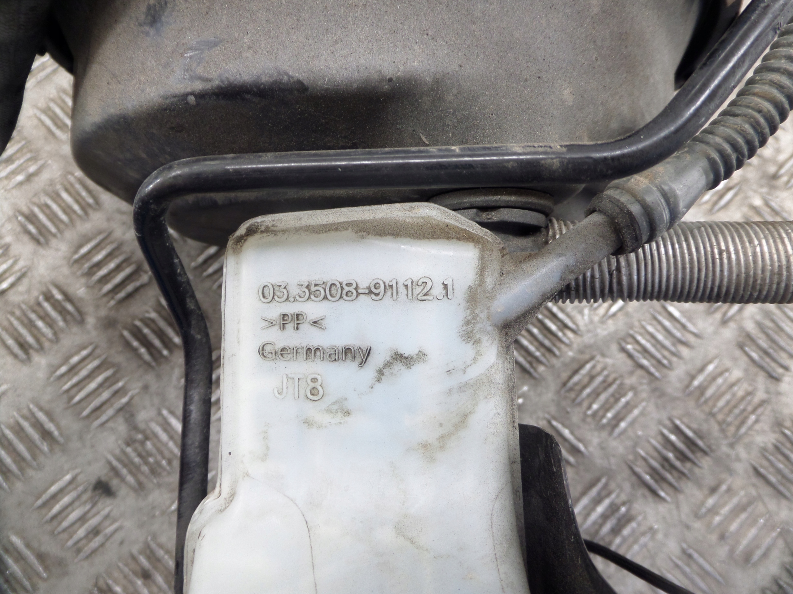 Volkswagen OE 5Q2611301H