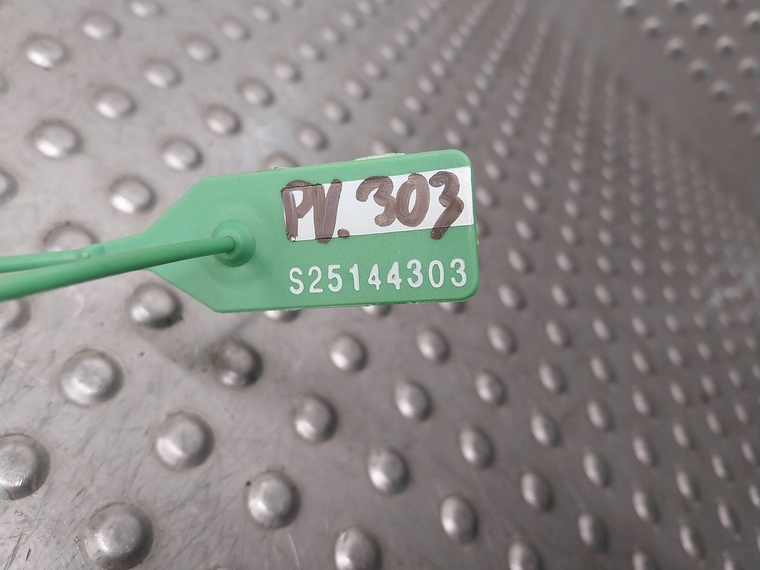 PANEL Regulations- SITZ rechts 30782298 VOLVO C70 II