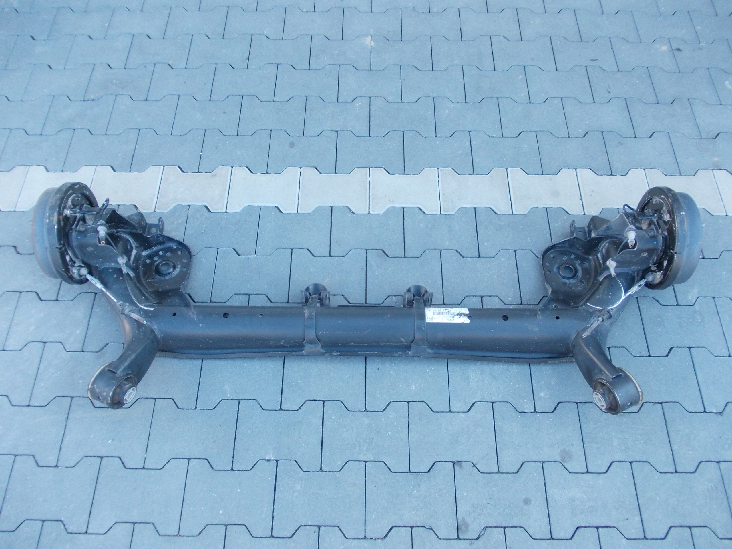 Балка зад. ось Ford Fiesta mk8