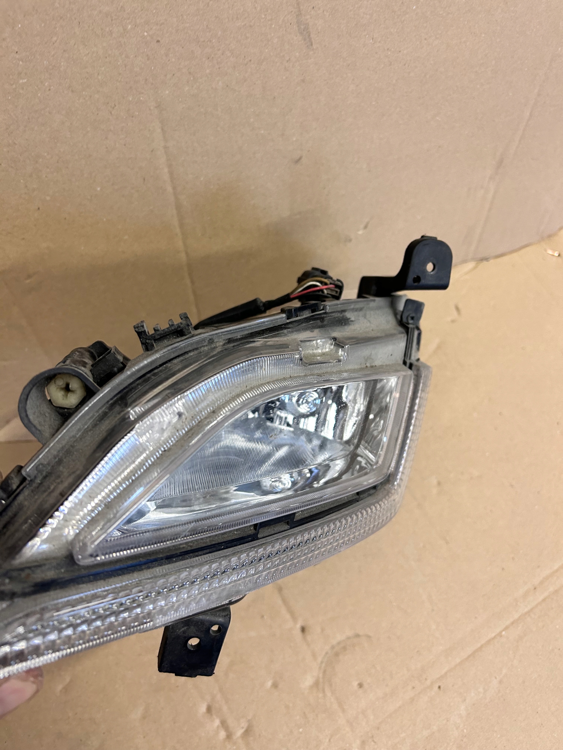 Nebelscheinwerfer links HYUNDAI TUCSON III LIFT