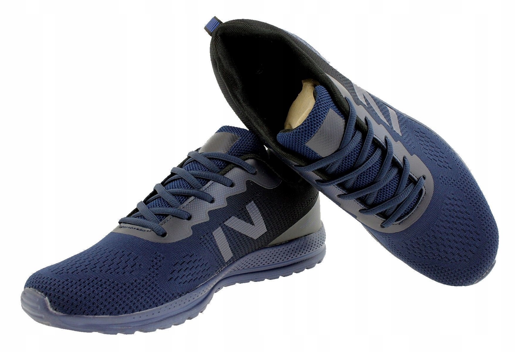 Obuwie bardzo lekkie sportowe 155-157-3 buty rozmiar 49