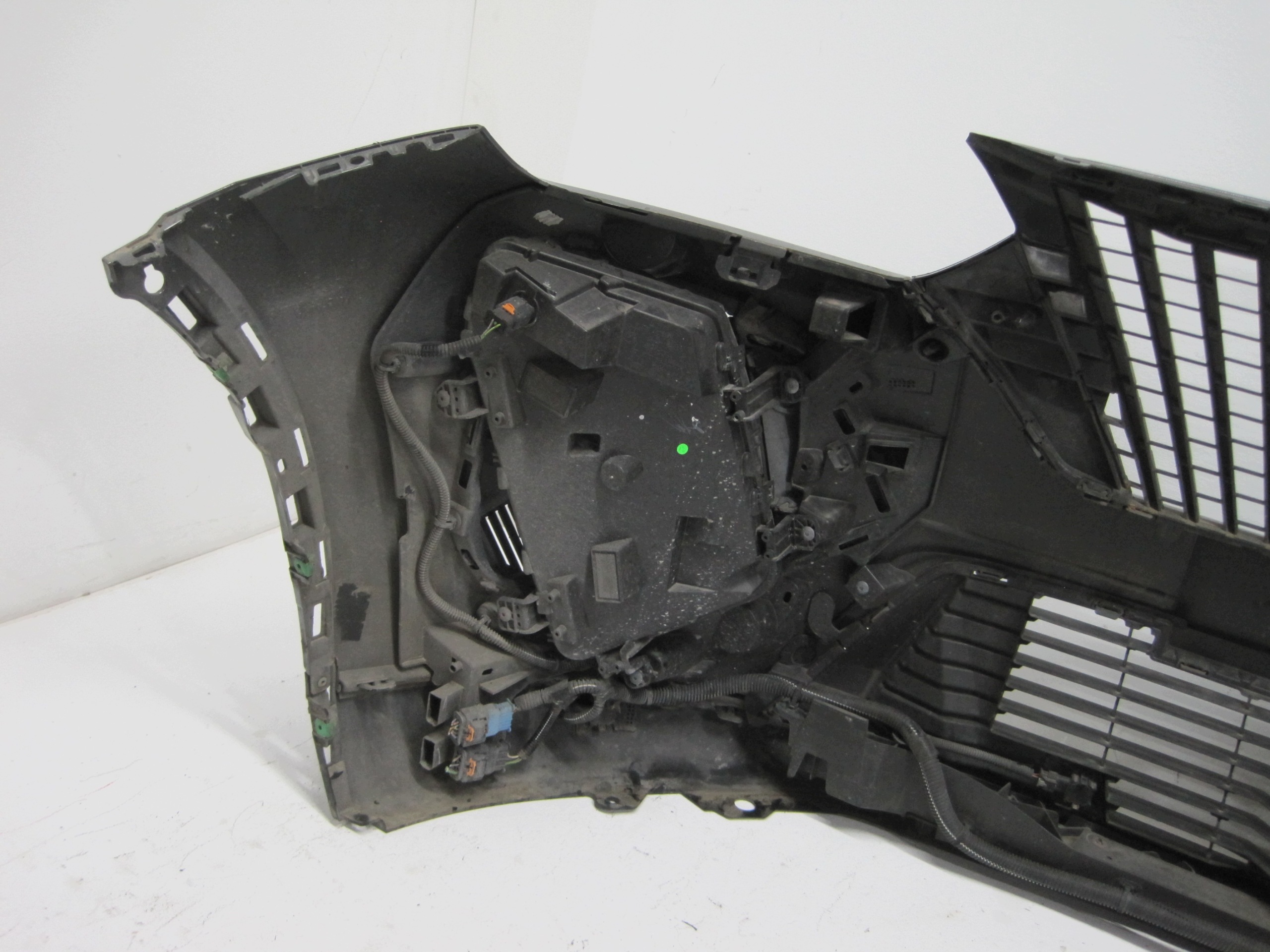 bumper PEUGEOT 2008 II 4 PDC 23R below RADAR front front