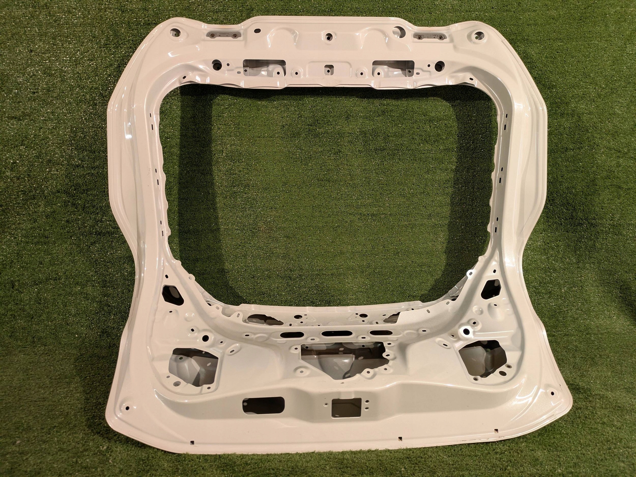 boot doors rear part boot TOYOTA C-HR II 23- NR.193