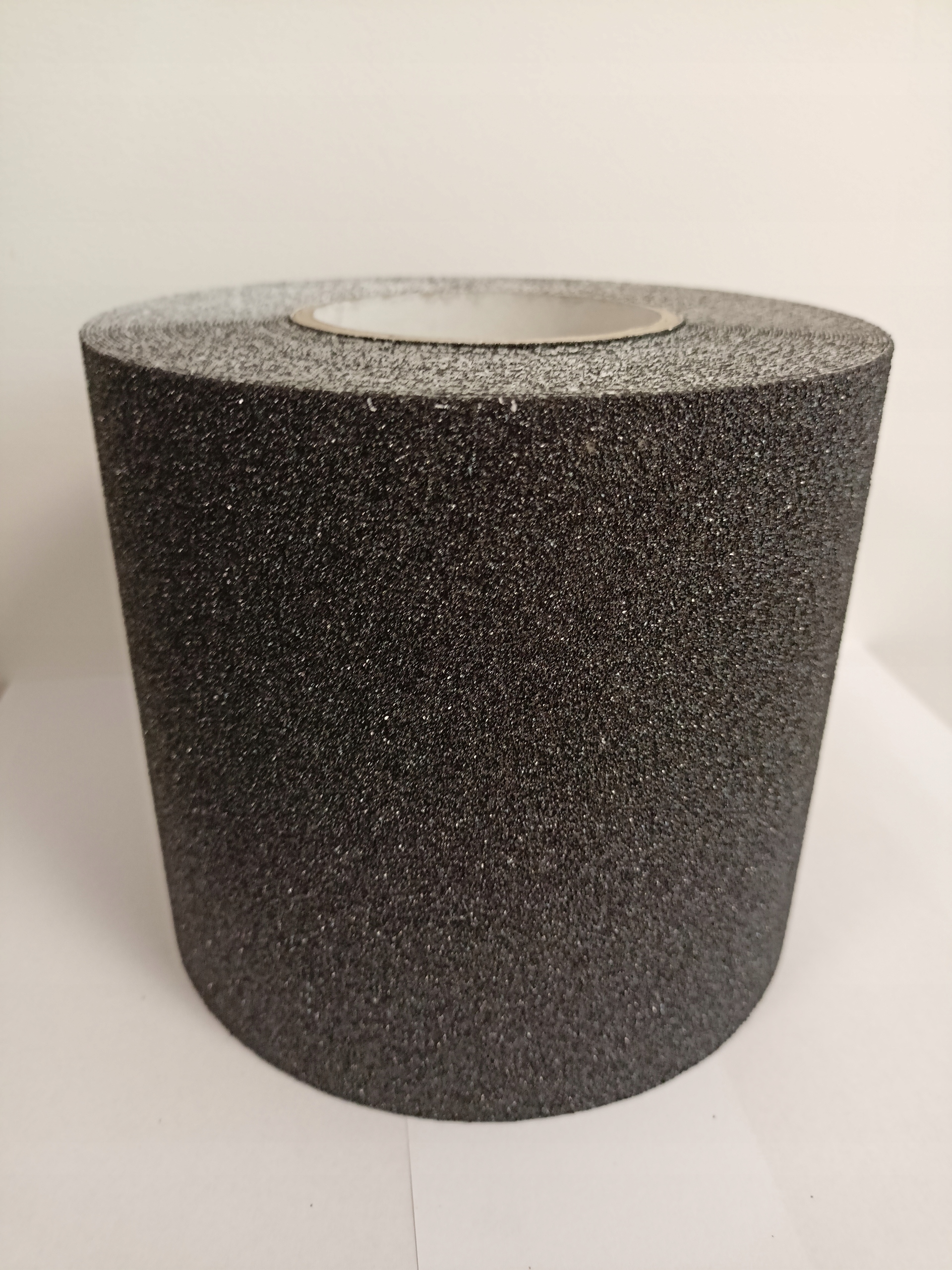 Protišmyková samolepiaca páska 150 mm/18 m schodisko lepidlo -30°C čierna