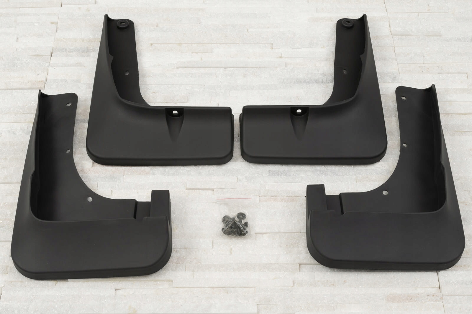 MITSUBISHI OUTLANDER III 2015 2021 LIFT CHLAPACZE Installation side front rear