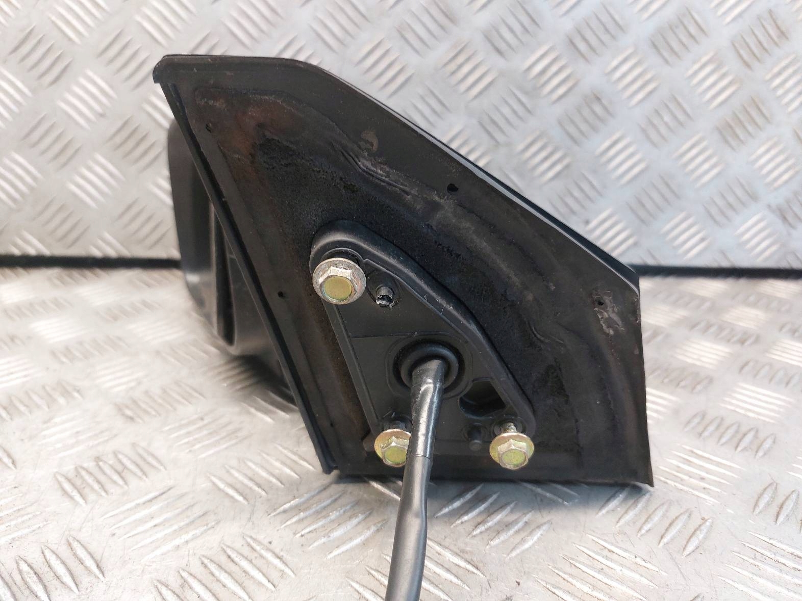 mirror left electrics TOYOTA AVENSIS T25 8P4 5PIN