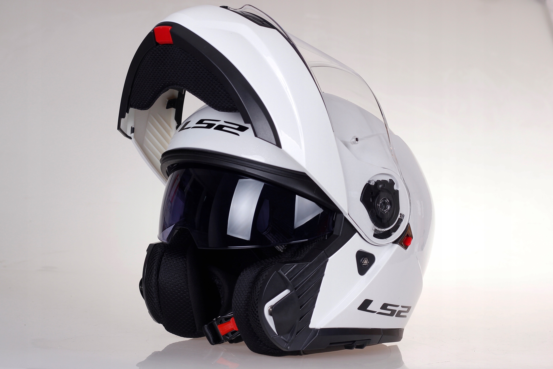 LS2 FF908 STROBE II KASK MOTOCYKLOWY ECE22.06 P/J Rodzaj zapięcia mikrometryczne
