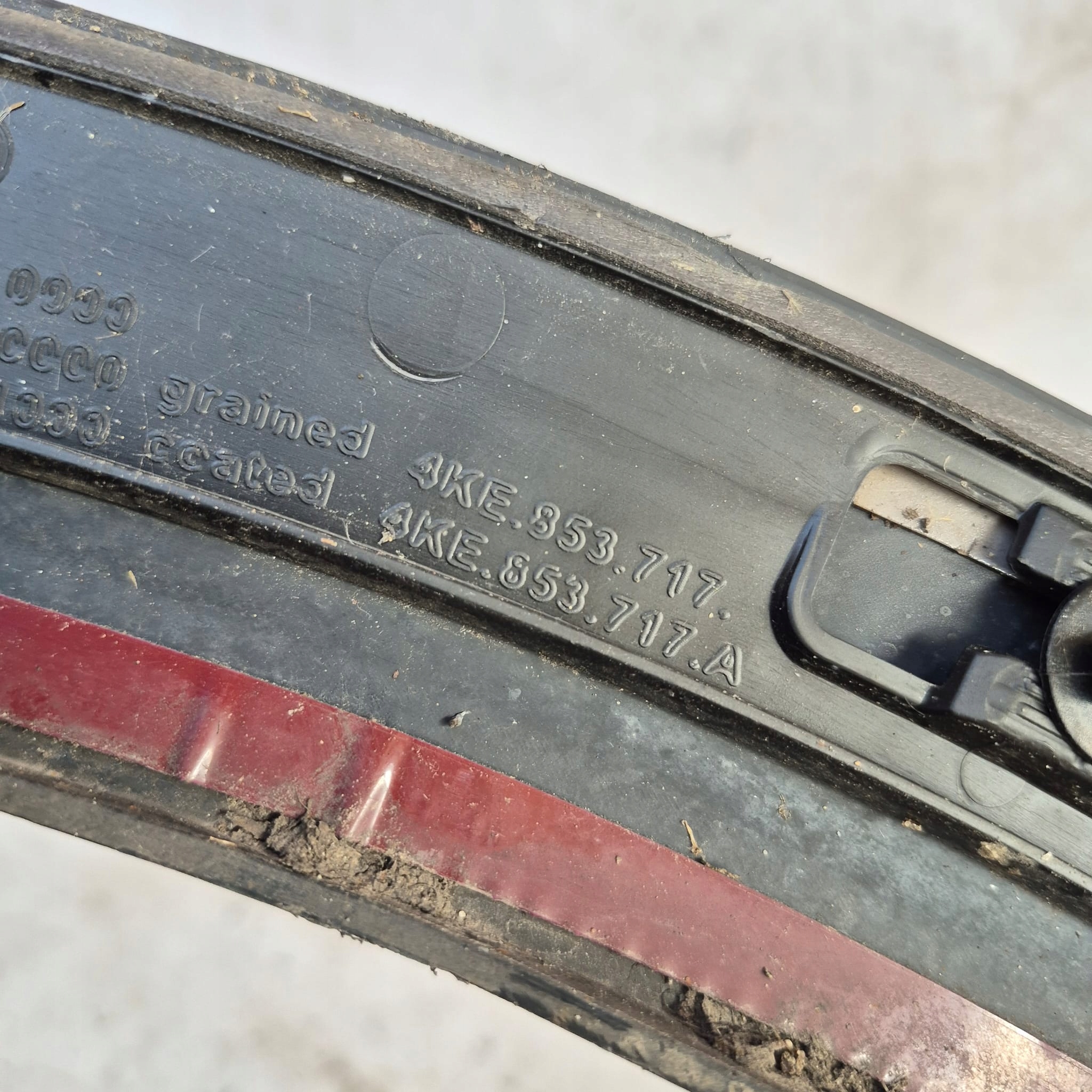 AUDI Q8 E-TRON 18-25 moulding cap left front