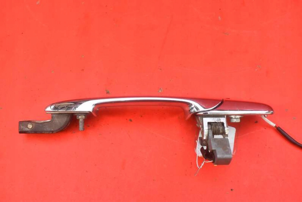 handle right front front CHROM Q8332 MAZDA CX-7 06-09