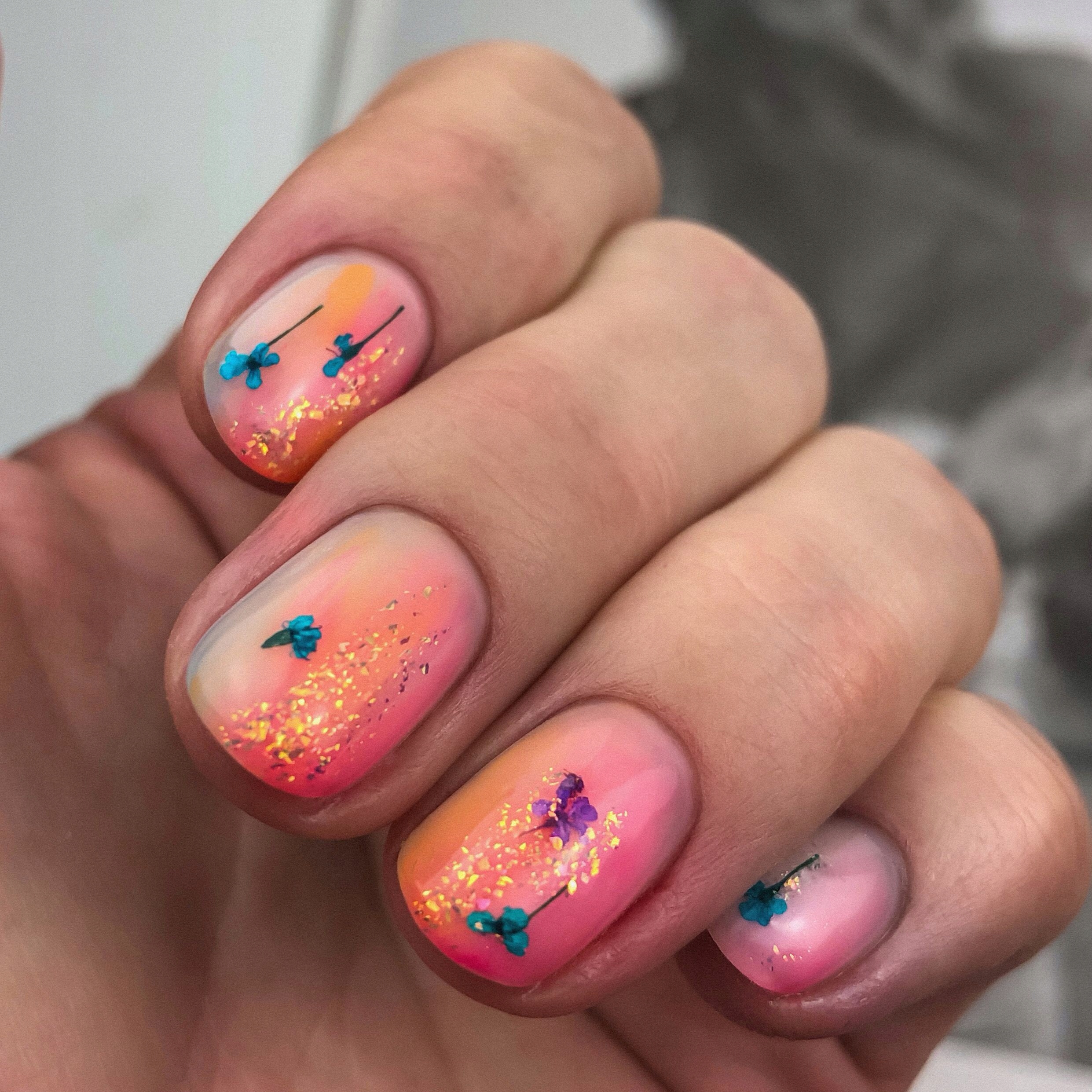 Suszone kwiatki do paznokci Turquise Turkusowe kwiaty do zdobień MollyLac Kolor dominujący odcienie niebieskiego