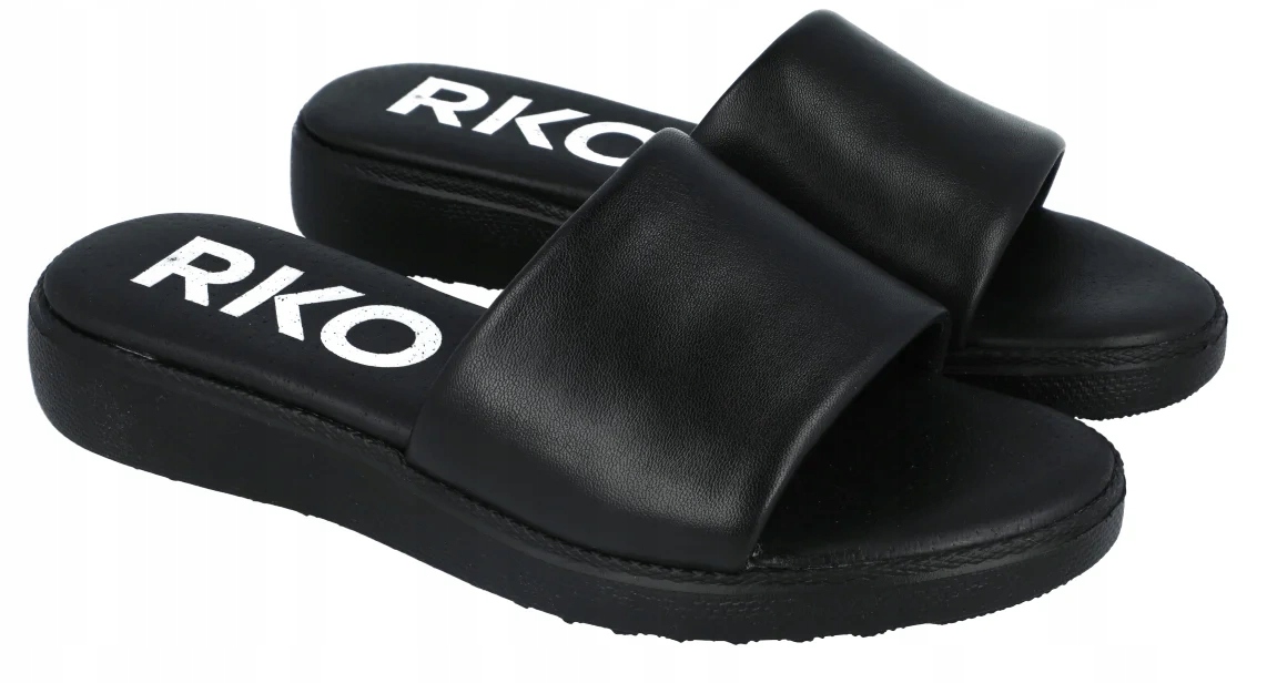 Nazouváky 1IGH8 Ryłko černé, lehké, s tlustou podrážkou, vel.